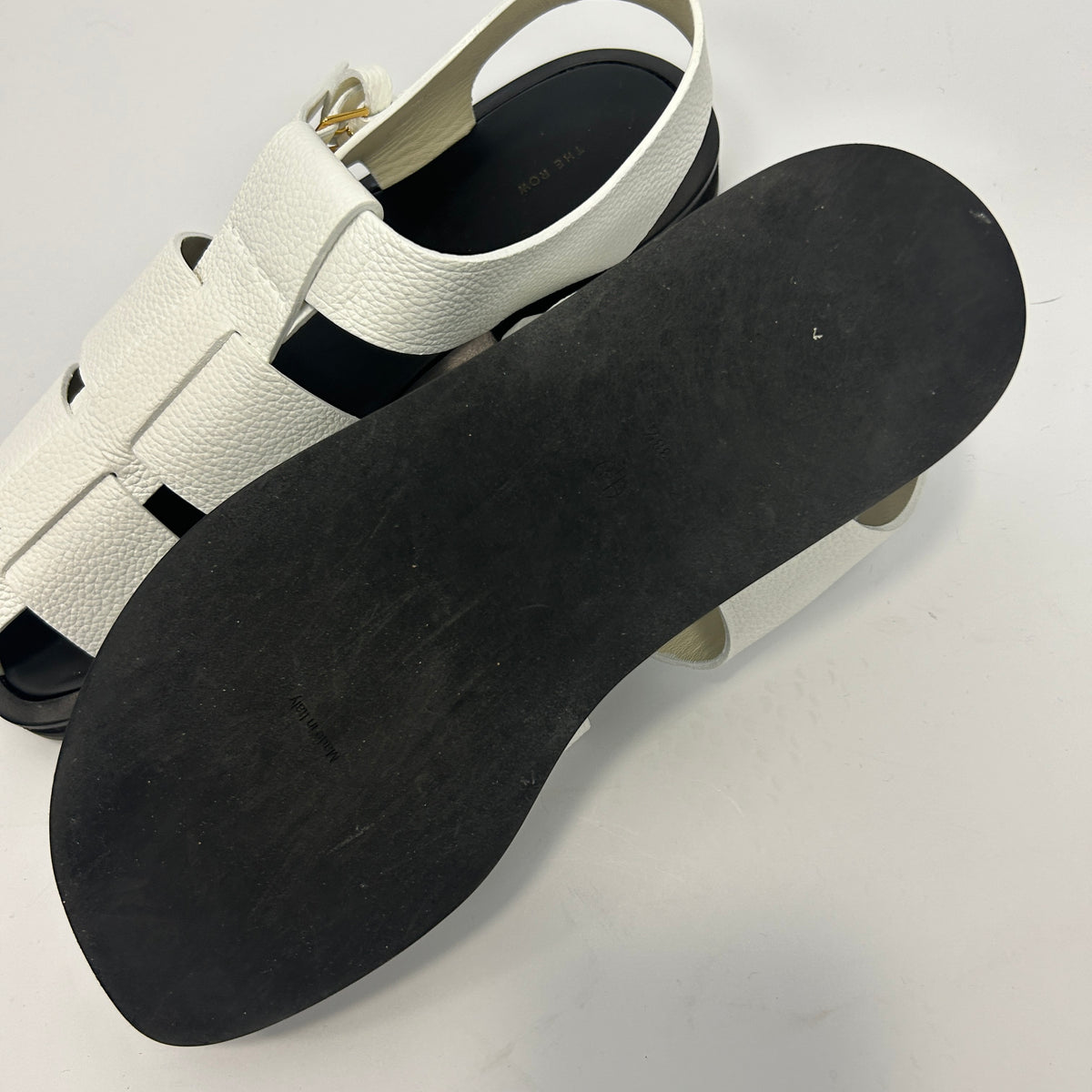 The Row £1060 Ivory Fisherman Sandals 38.5