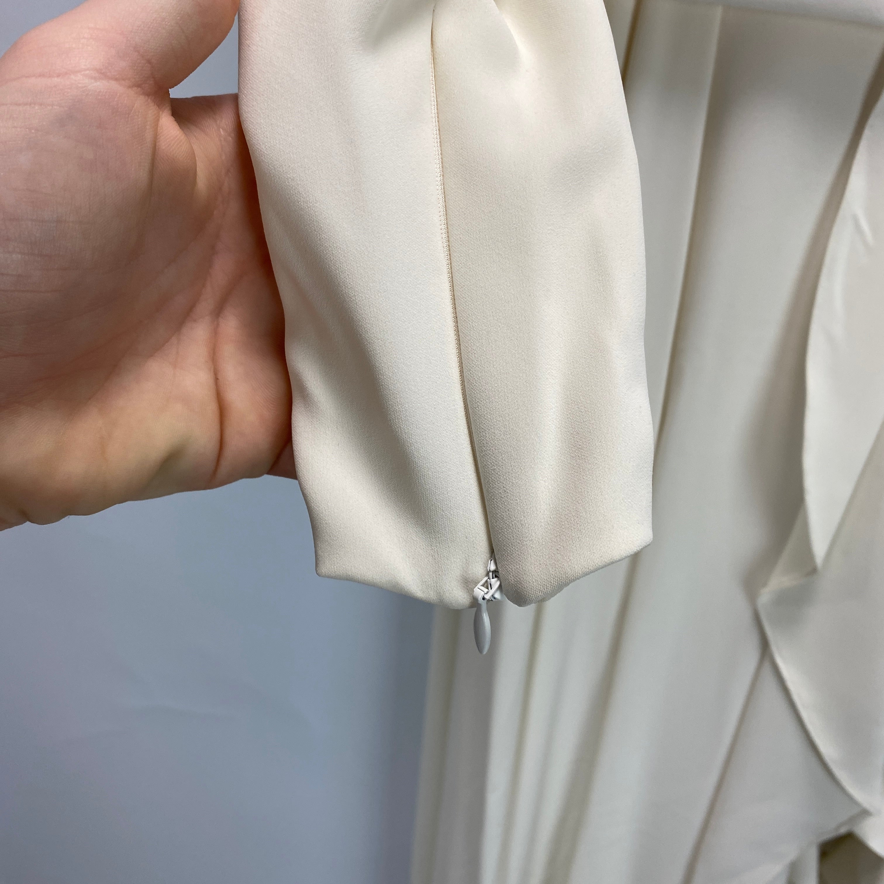 Saiid Kobeisy New £2873 Cream Lasercut Crepe Gown XS