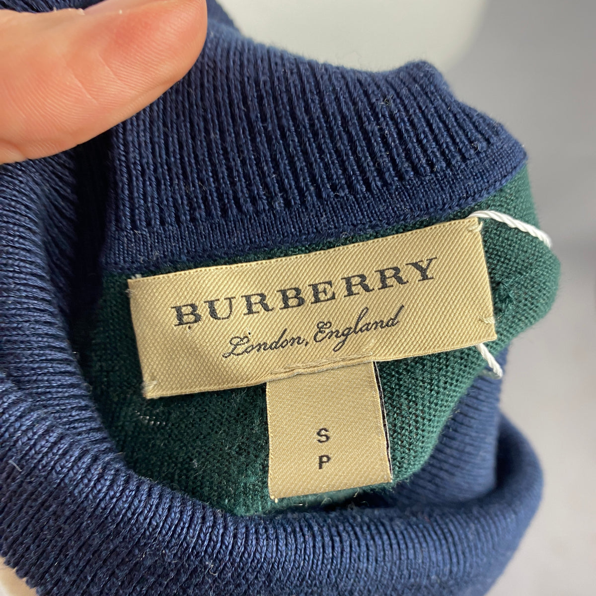 Burberry Ivory & Bottle Green Silk & Cashmere Sweater S