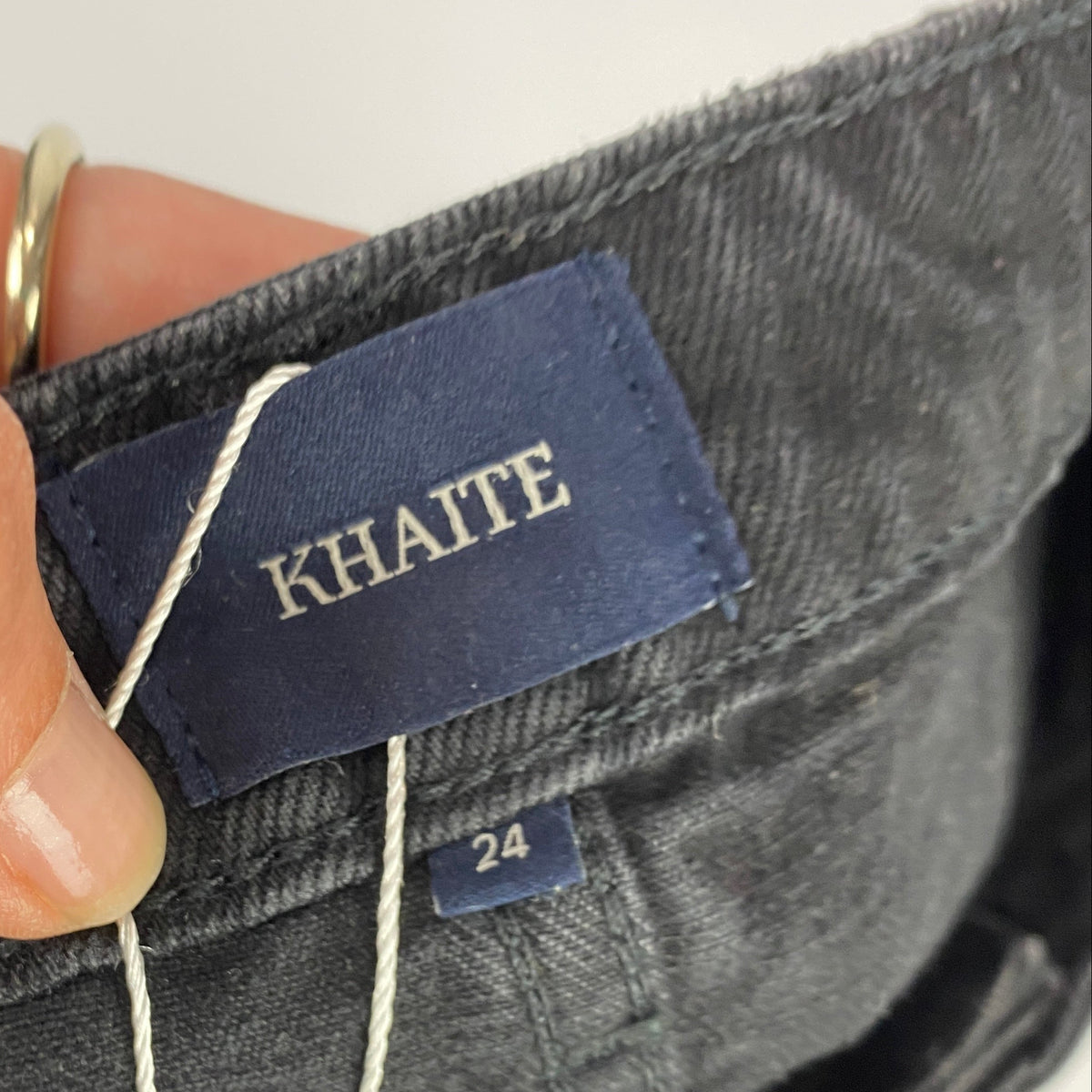 Khaite £460 Washed Black Denim Abigail Crop Jeans 24