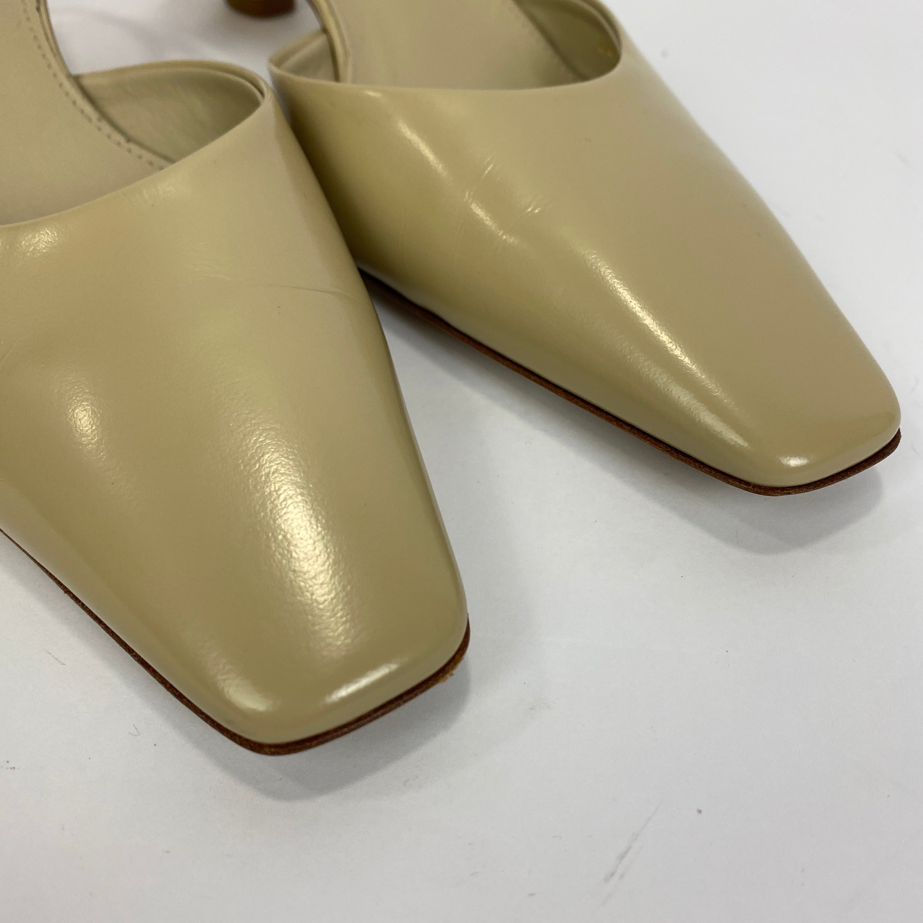 Ferragamo £755 Deep Cream Cage Slingback Heels 38