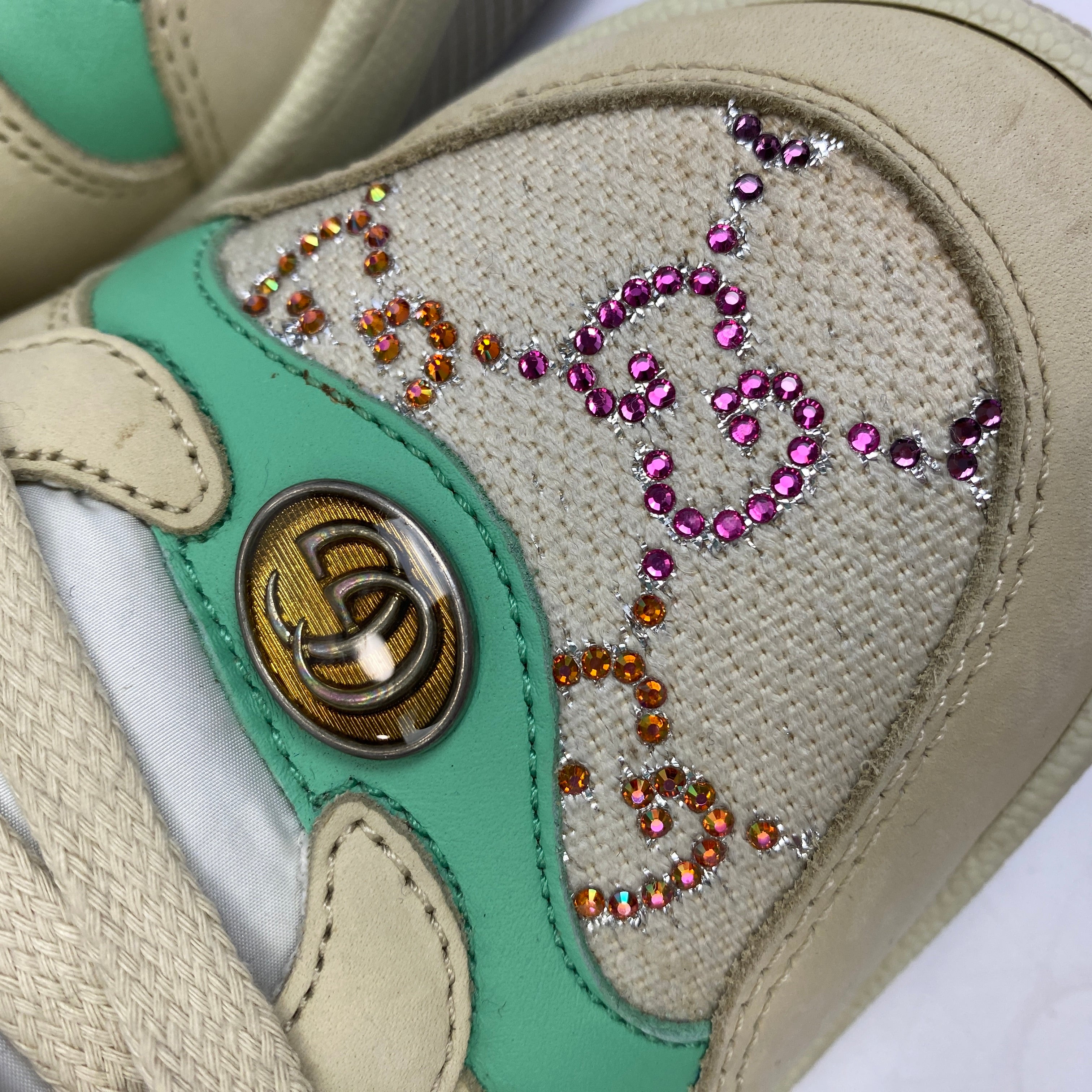 Gucci £880 Cream & Mint GG Screener Trainers 38
