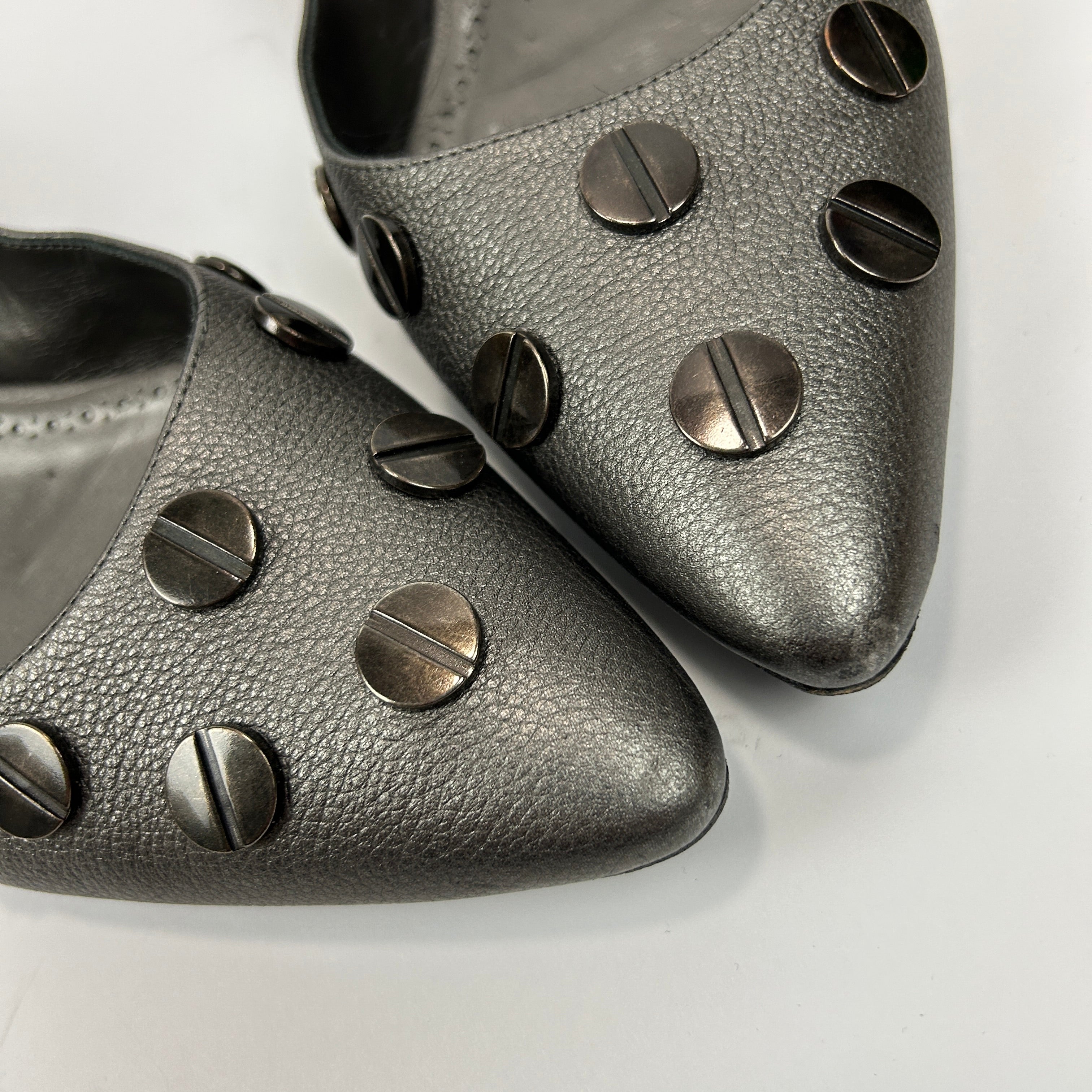 Manolo Blahnik £615 Pewter Metallic Flats 40.5