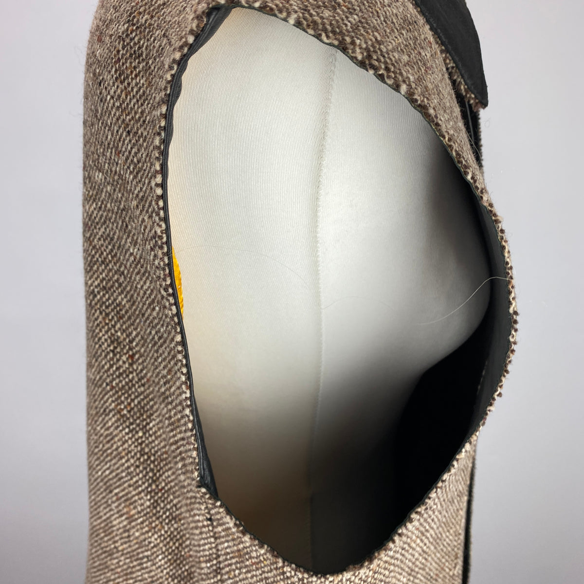 Marni New £2495 Brown Tweed Sleeveless Coat M