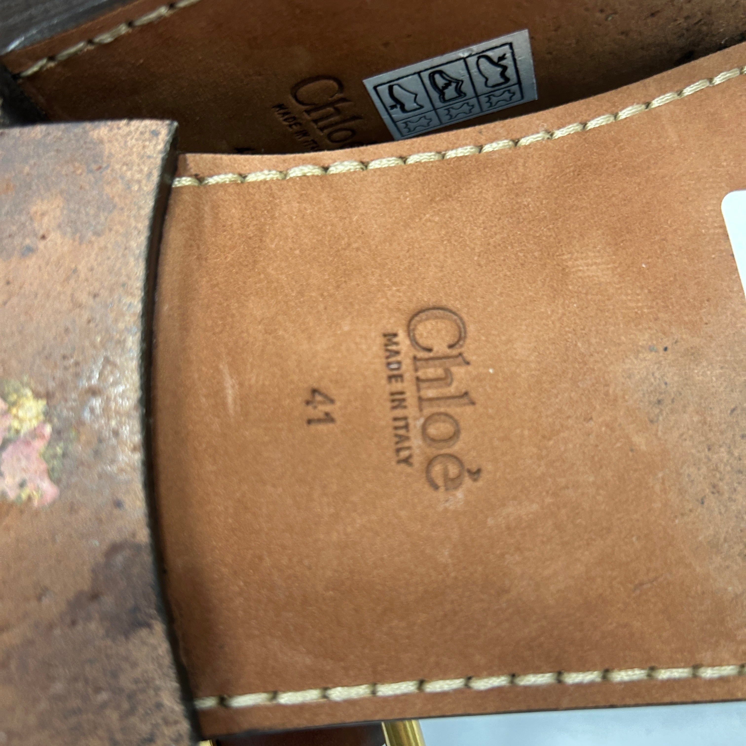 Chloe Chocolate Leather T-Bar Flat Sandals 41