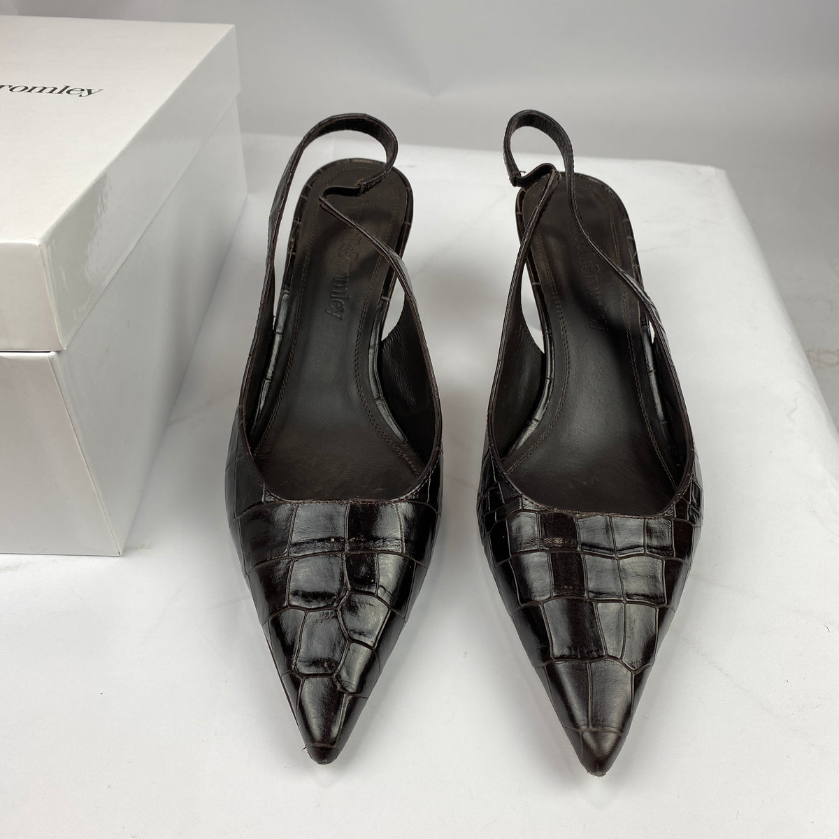 Russell & Bromley £250  Brown Mock Croc Slingbacks 41