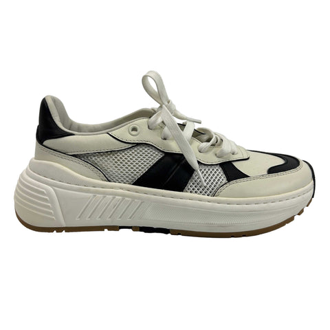 Bottega Veneta Cream & Black Leather Trainers 37/38
