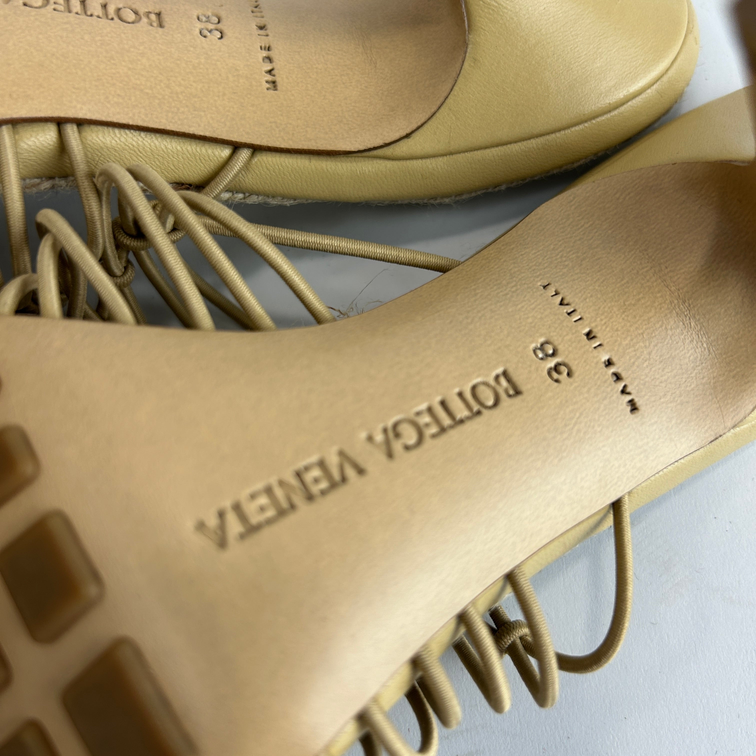 Bottega Veneta £655 Natural Knotted Cord & Raffia Mules 38