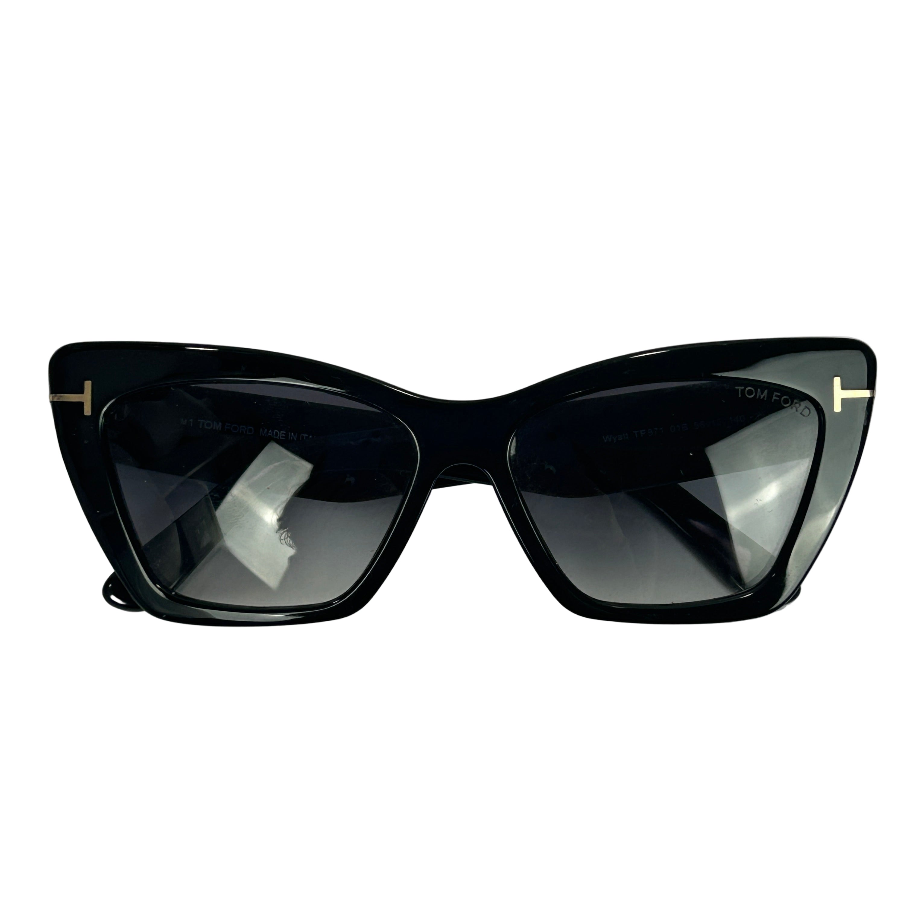 Tom Ford £320 Black Wyatt Cats Eye Sunglasses