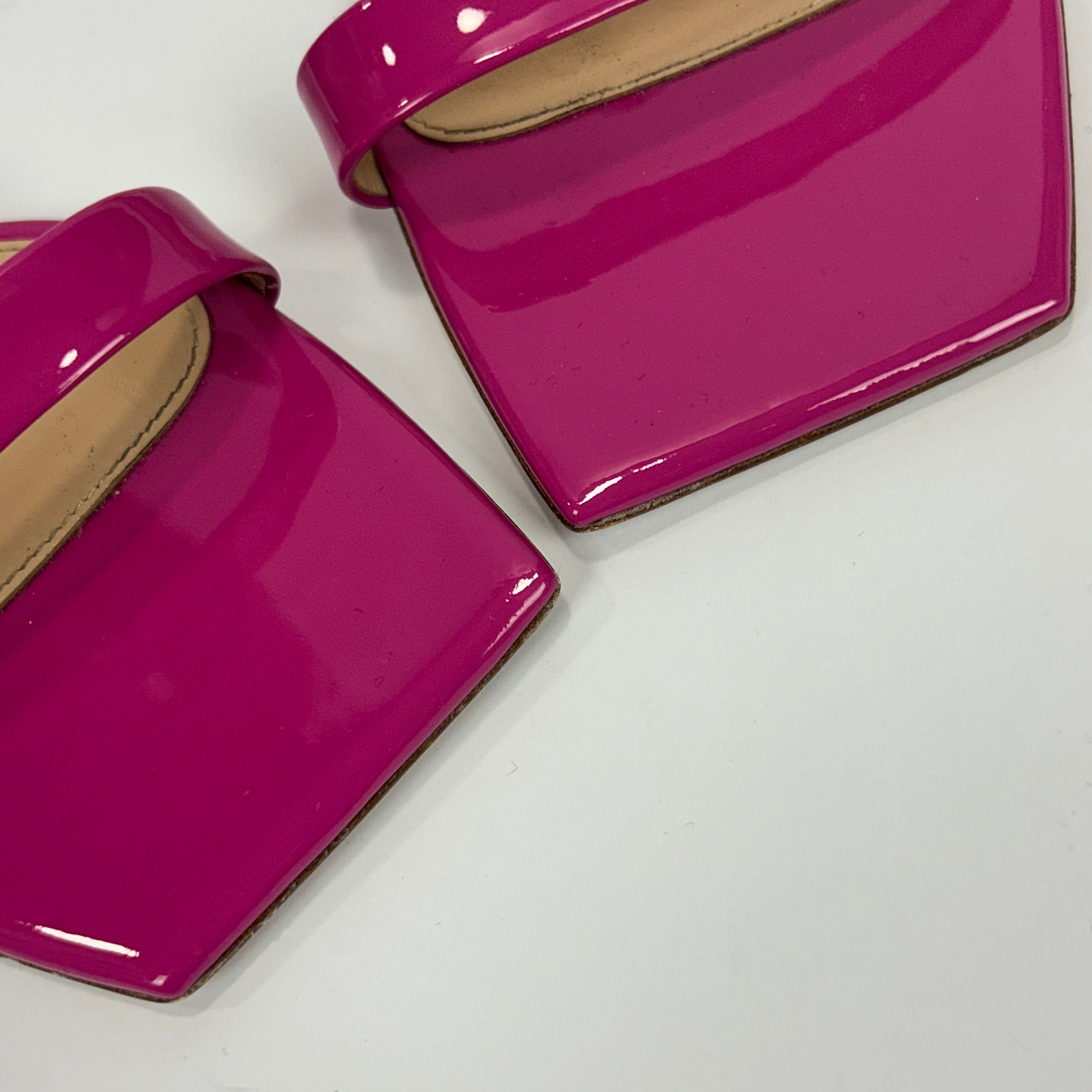 Gianvito Rossi £695 Patent Fuchsia 90 Ribbon Sandals 39