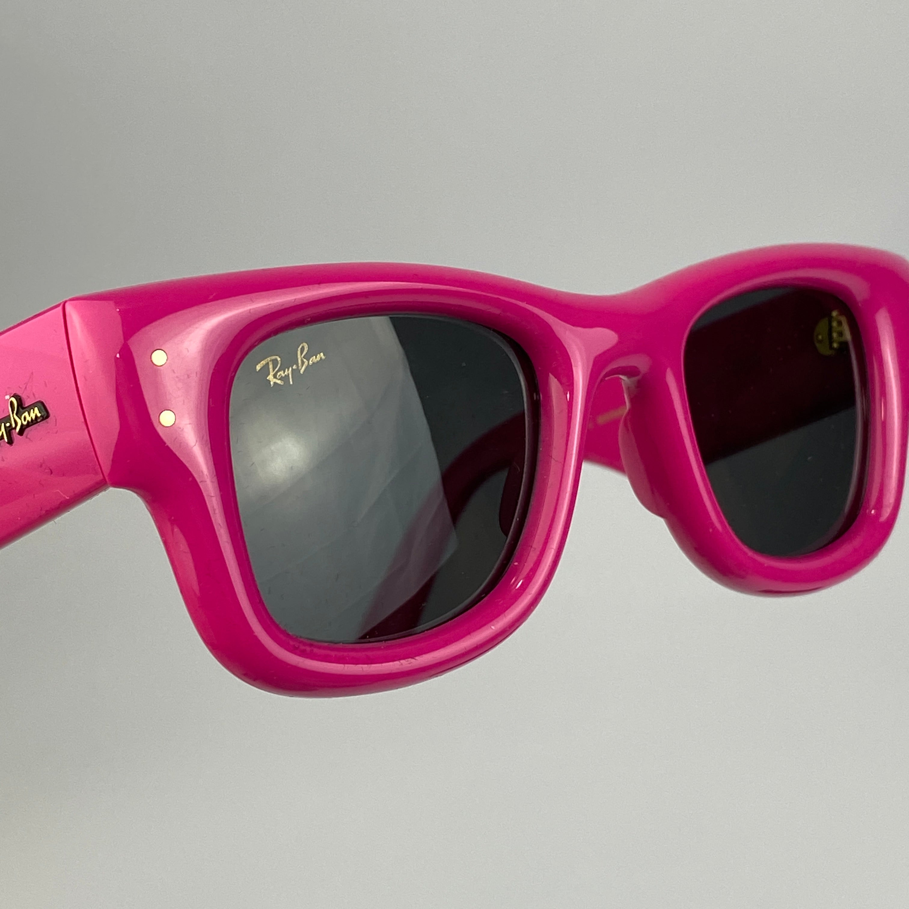 Ray-Ban New £164 Pink Puffer Wayfarer Sunglasses