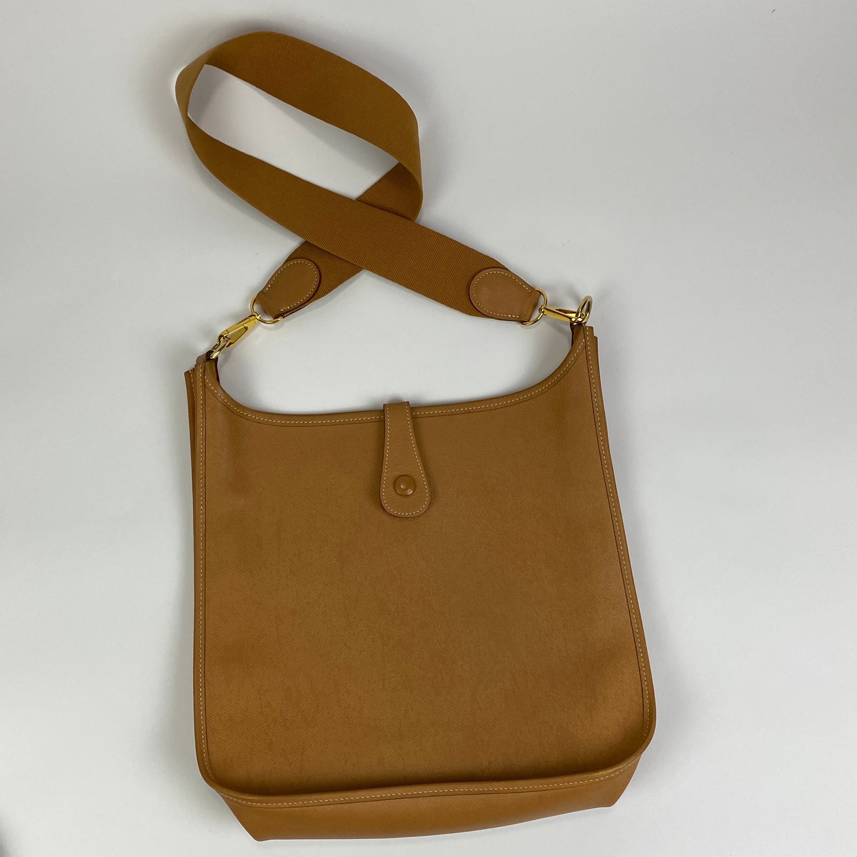 Hermes Evelyne 29 Gold Courchevel Leather Crossbody Bag