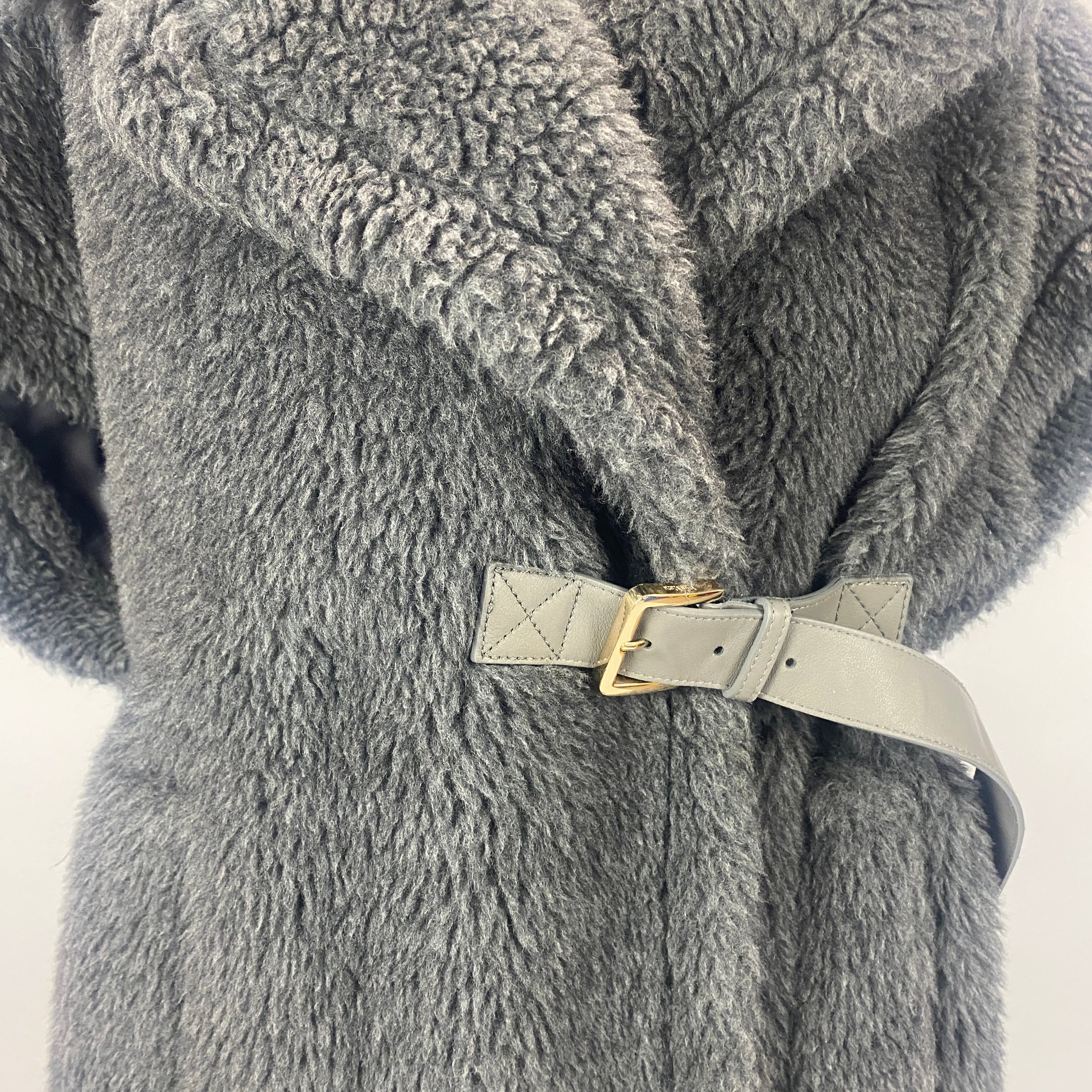 Max Mara £1200 Grey Alpaca & Cashmere Teddy Gilet Cape S/M
