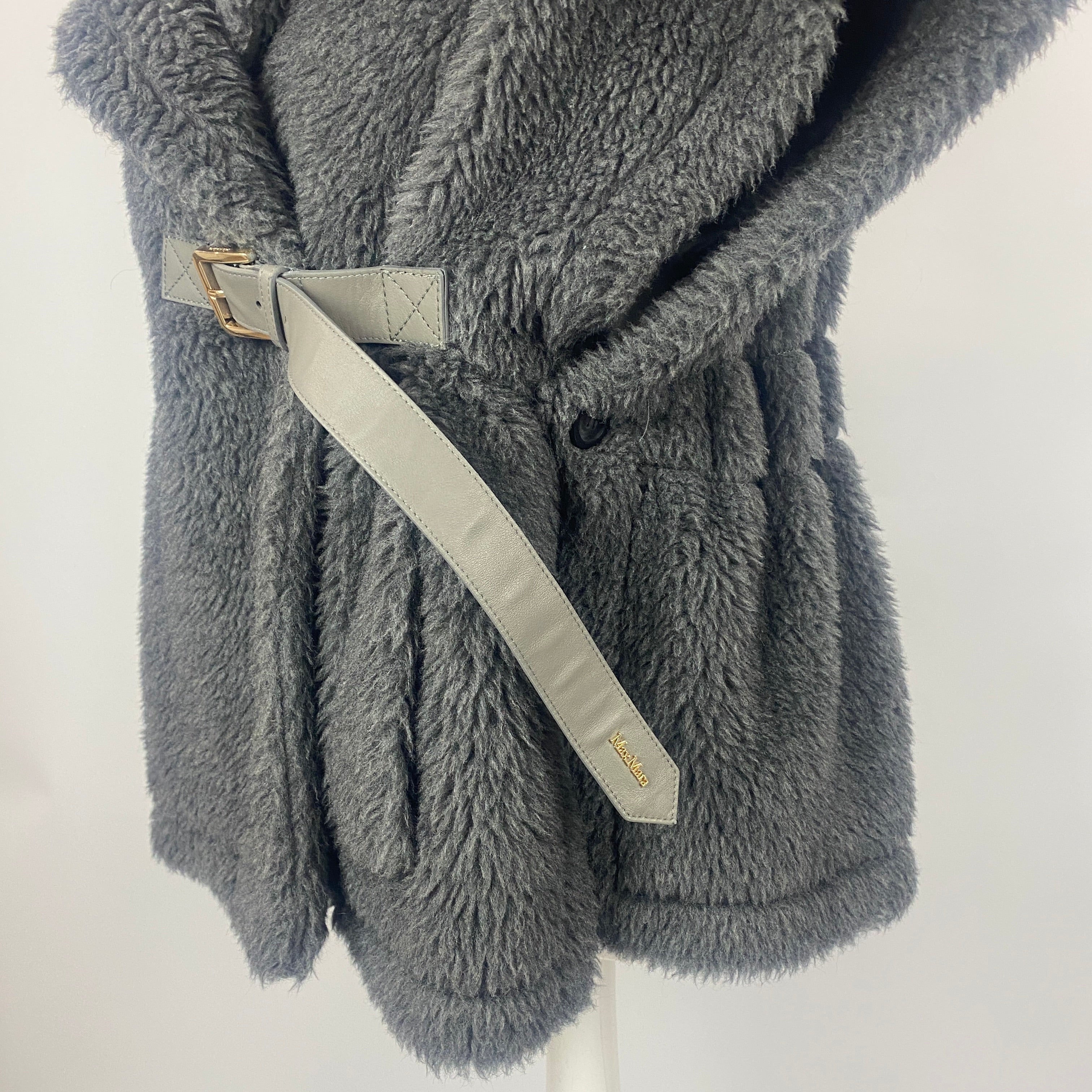 Max Mara £1200 Grey Alpaca & Cashmere Teddy Gilet Cape S/M