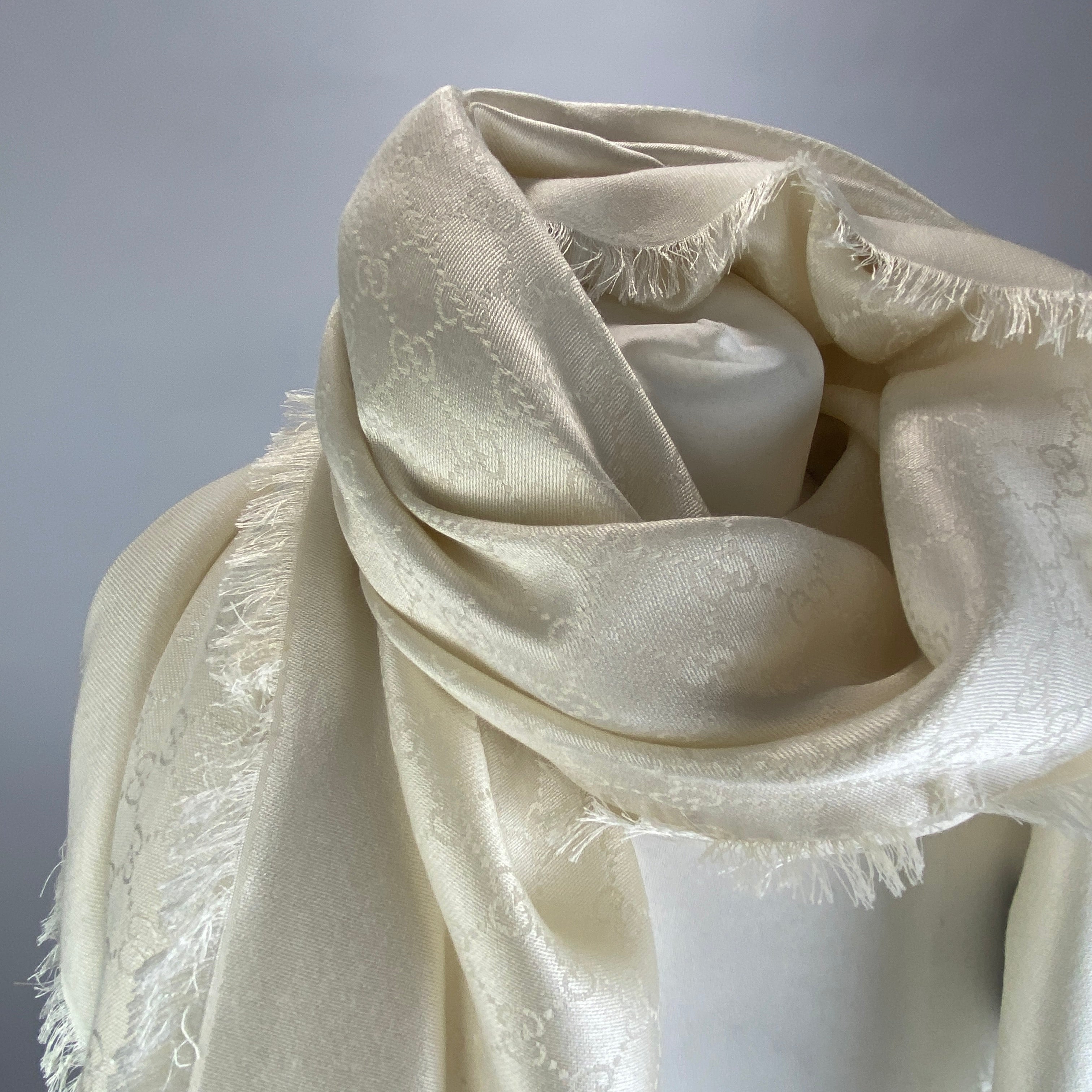 Gucci New £470 Ecru Silk & Wool Monogram Shawl