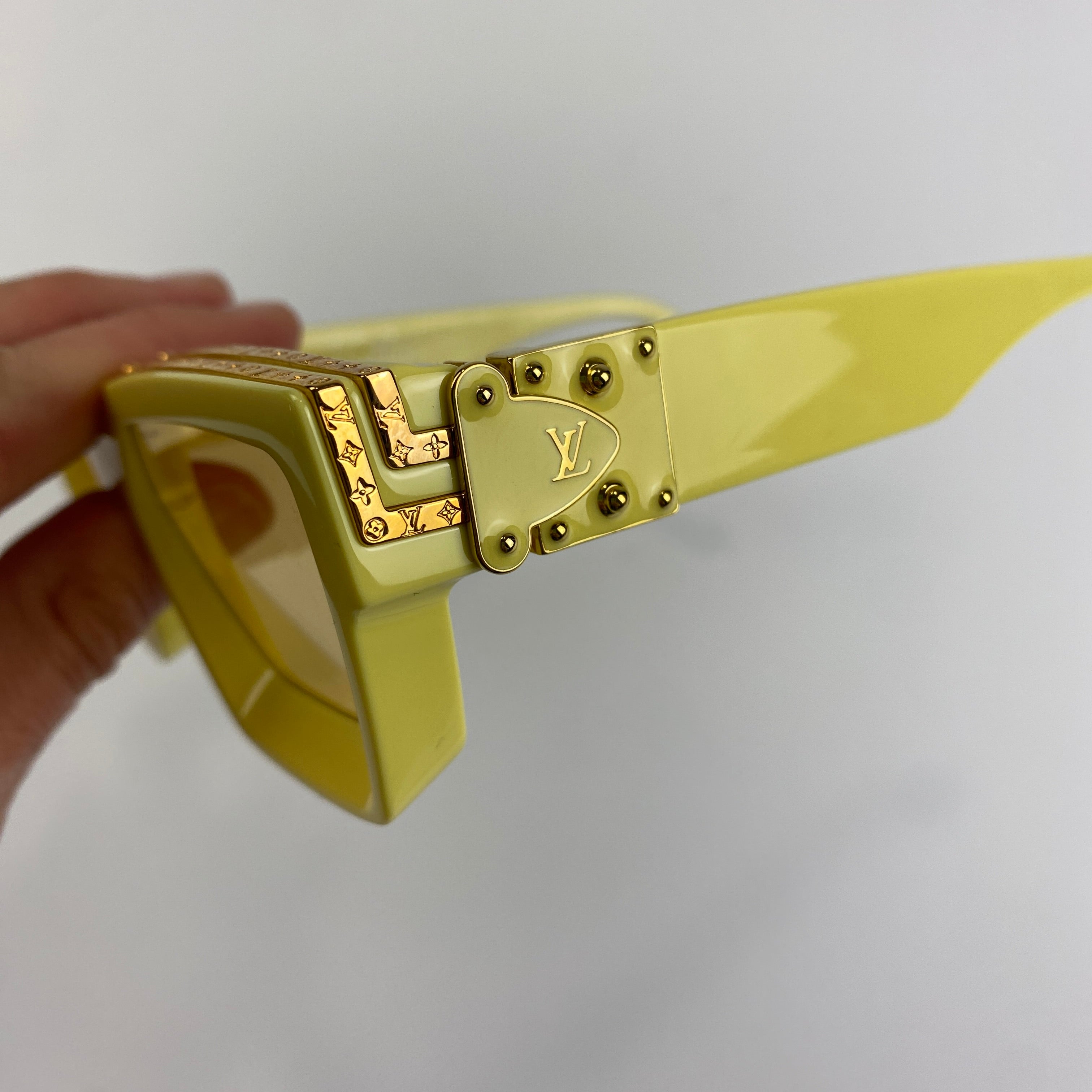 Louis Vuitton £595 Yellow 1.1 Millionaire Sunglasses Z1323W