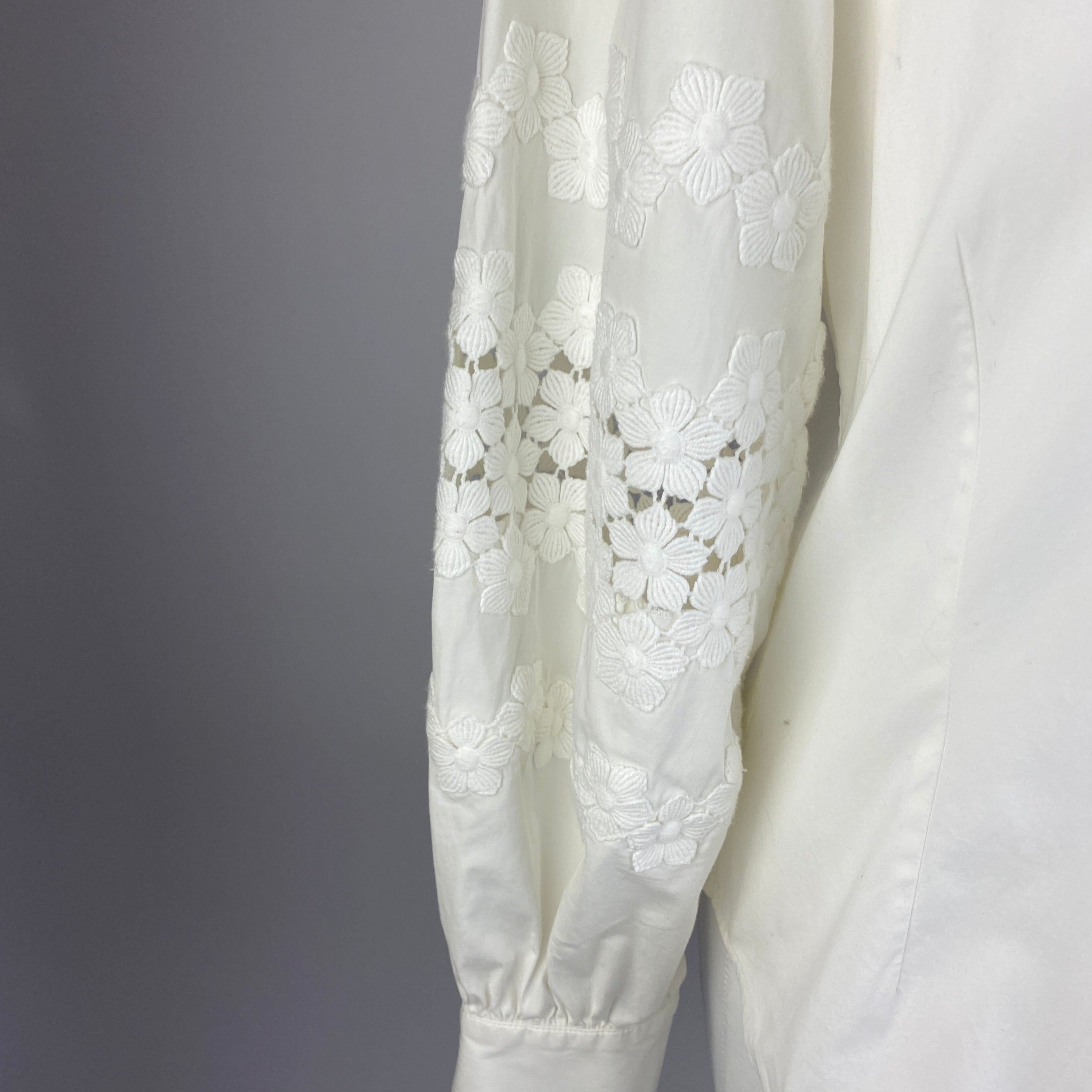 Caroline Herrera Ecru Cotton Balloon Applique Sleeve Blouse M