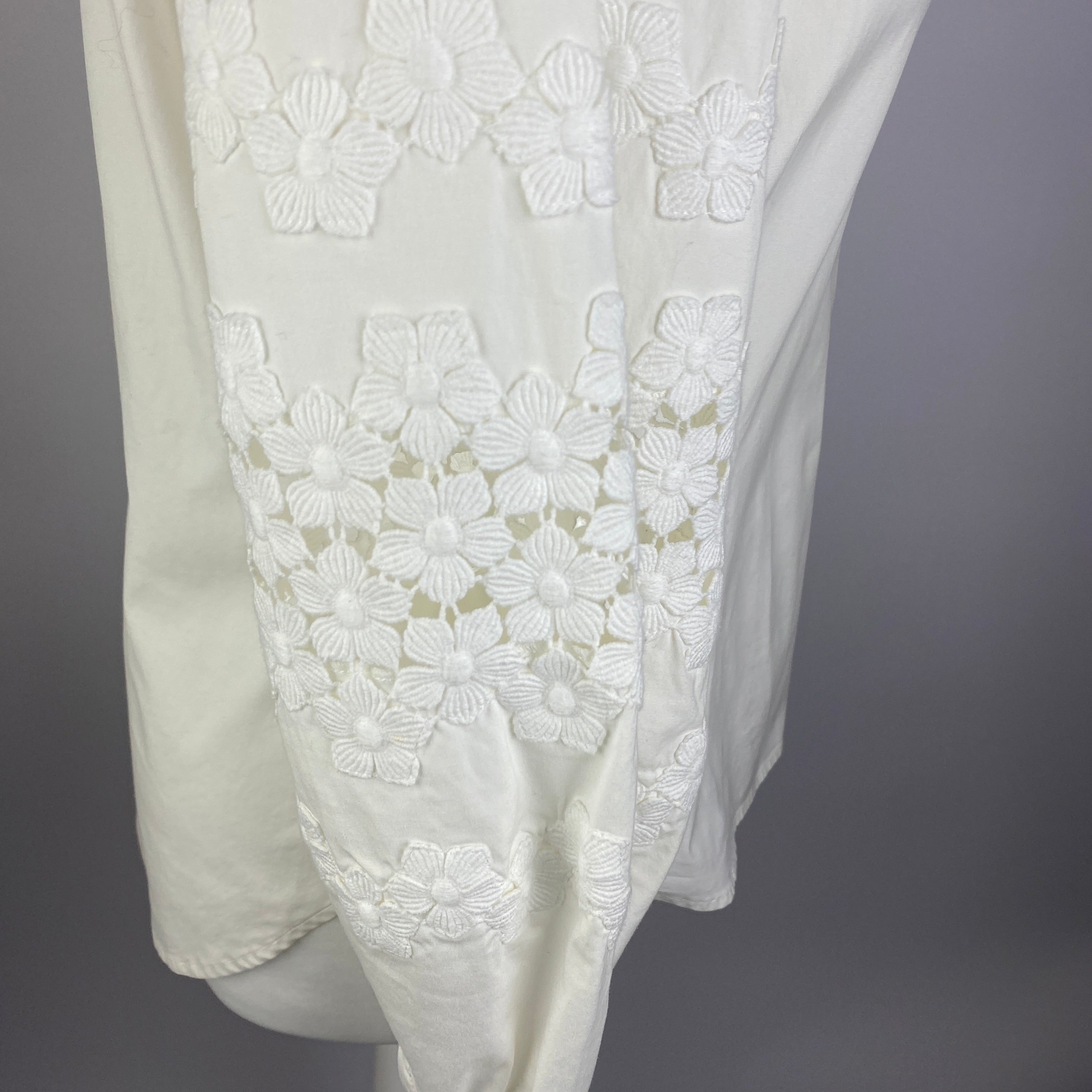 Caroline Herrera Ecru Cotton Balloon Applique Sleeve Blouse M