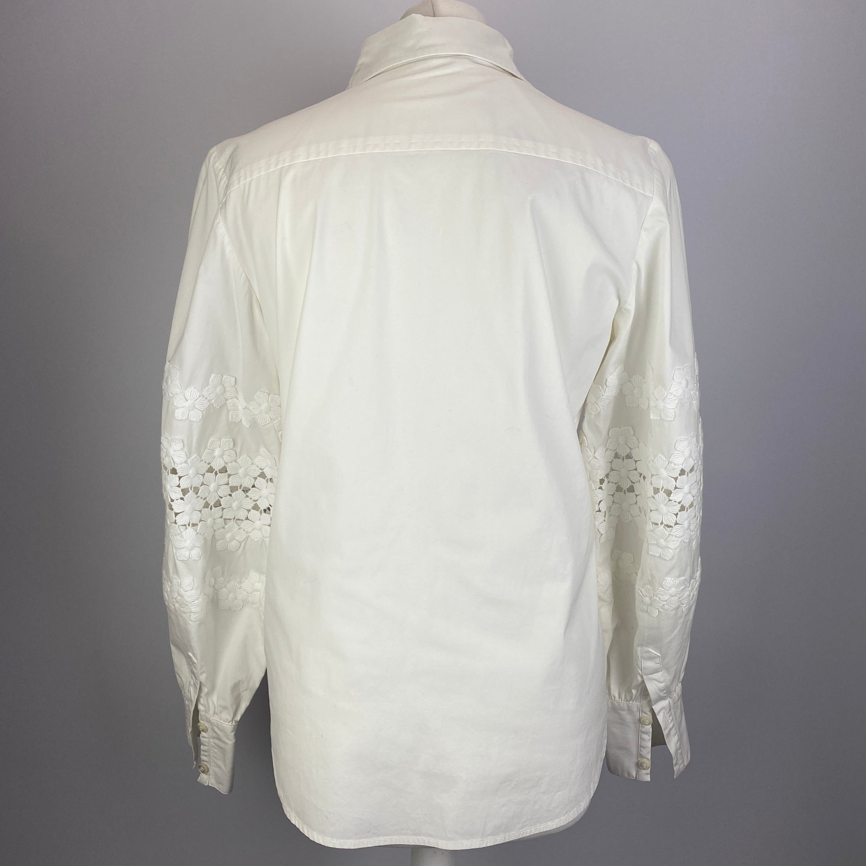 Caroline Herrera Ecru Cotton Balloon Applique Sleeve Blouse M