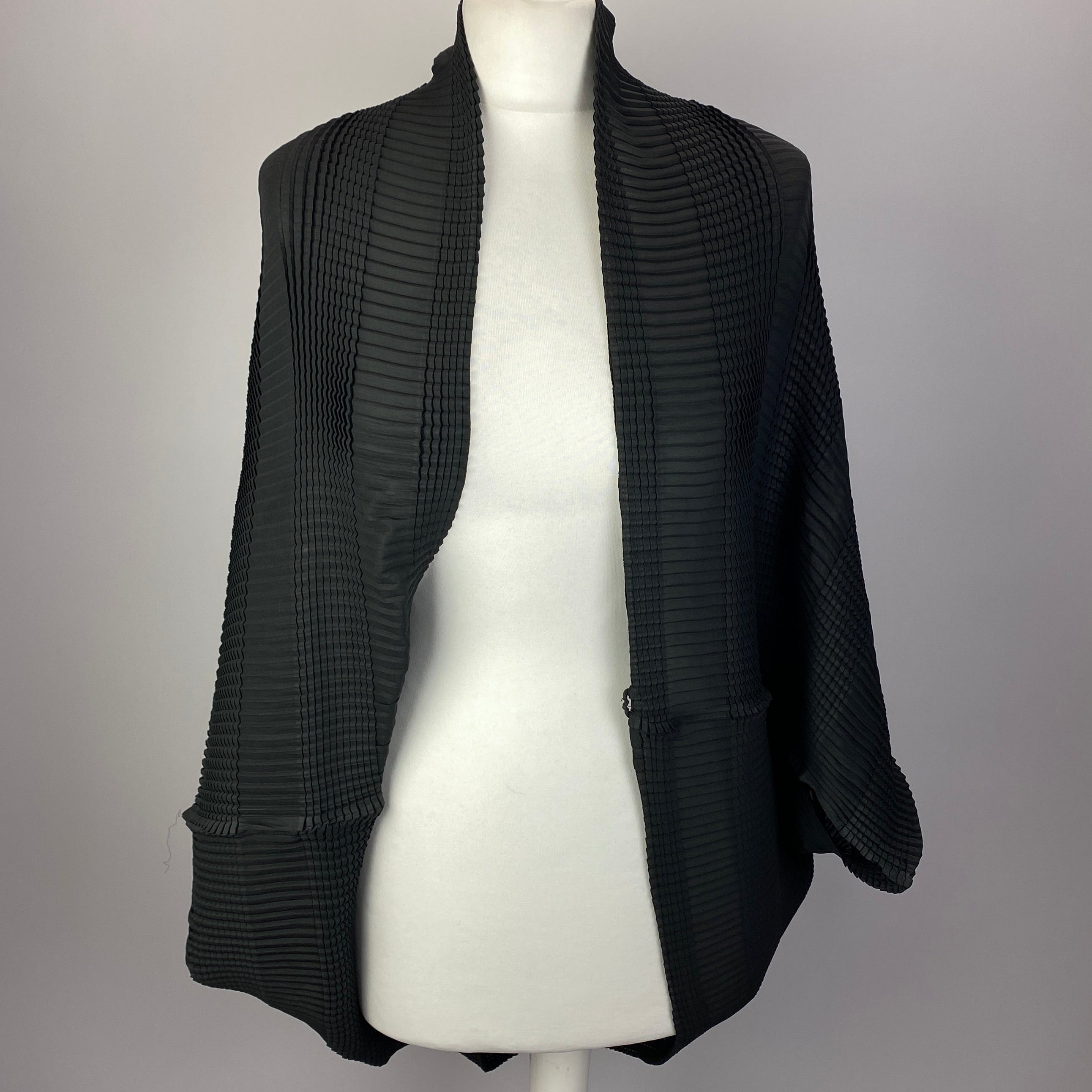 Issey Miyake £450 Black Plisse Shrug S/M