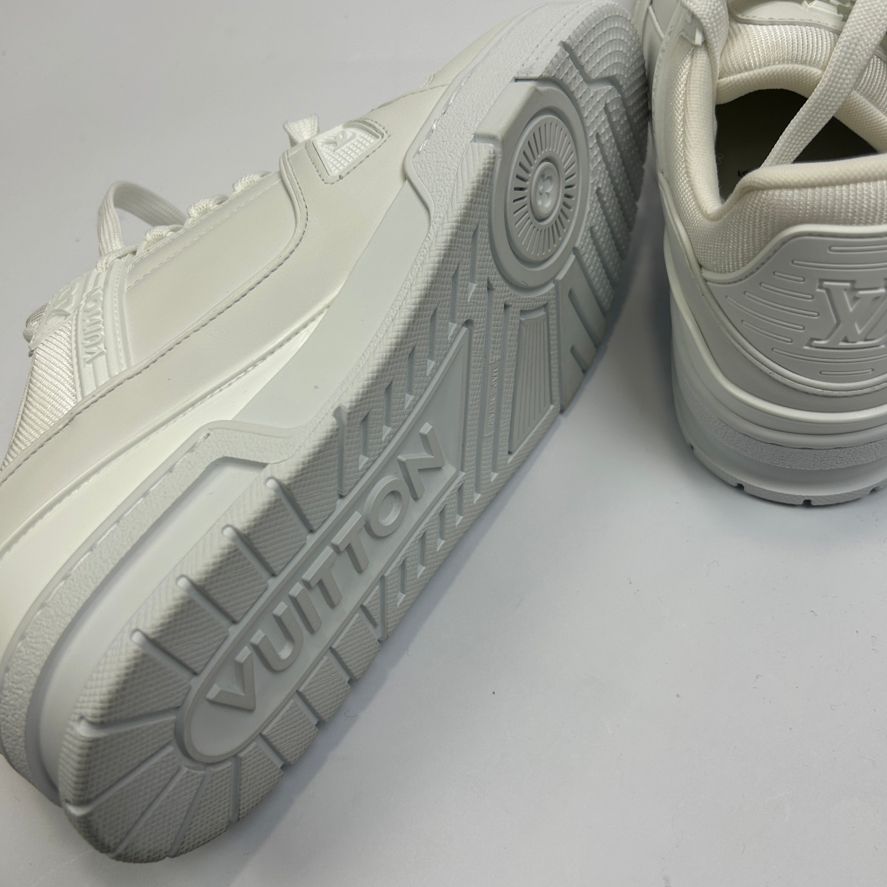 Louis Vuitton New £965 White Leather Trainers 40