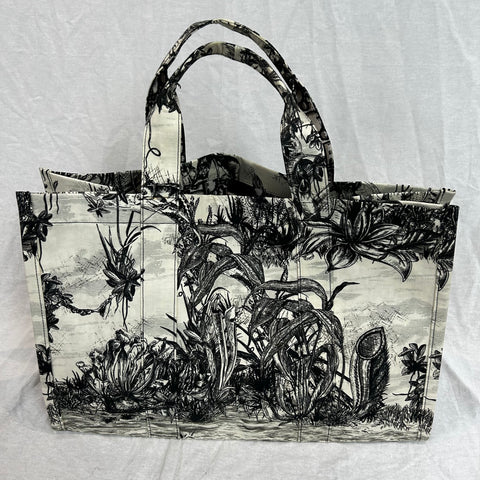 Christian Dior Brand New Coated Cotton Botanical Print Large Tote bag