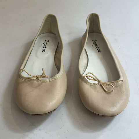 Repetto £280 Nude Ballet Pumps 41