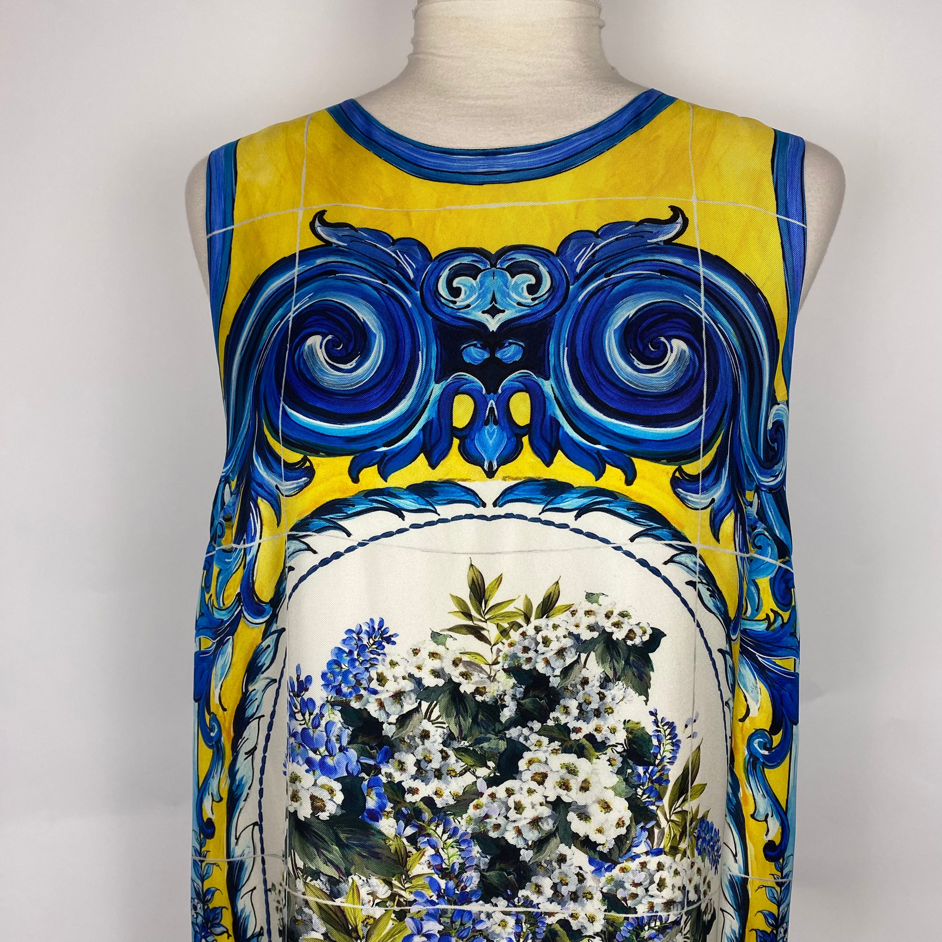 Dolce & Gabbana £1600 Blue Yellow & Ivory Print Silk Shift Dress M