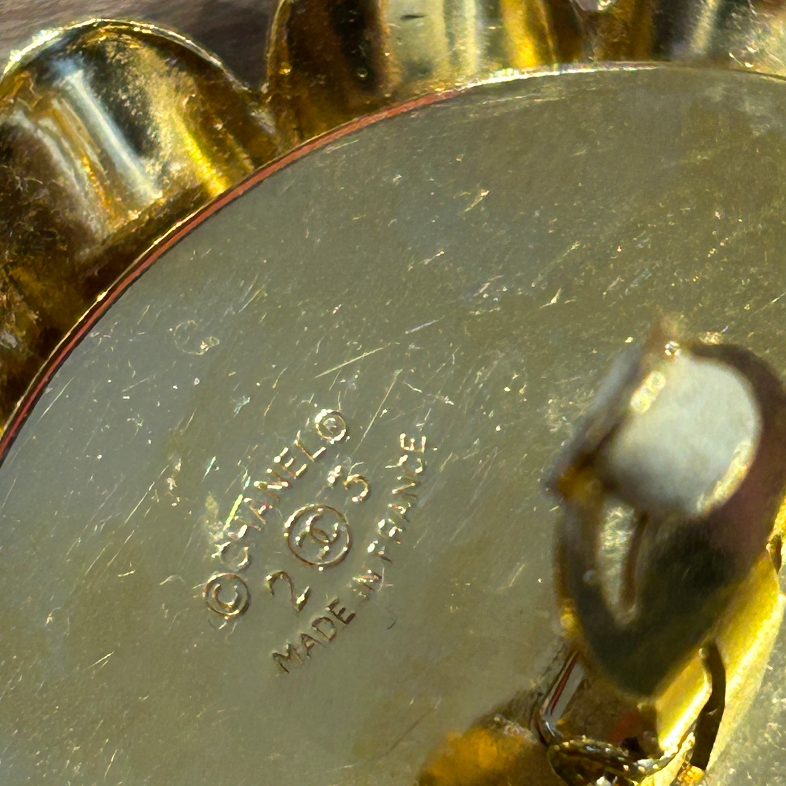 Chanel Vintage 80s (Series 23) Large Daisy Clip Earrings