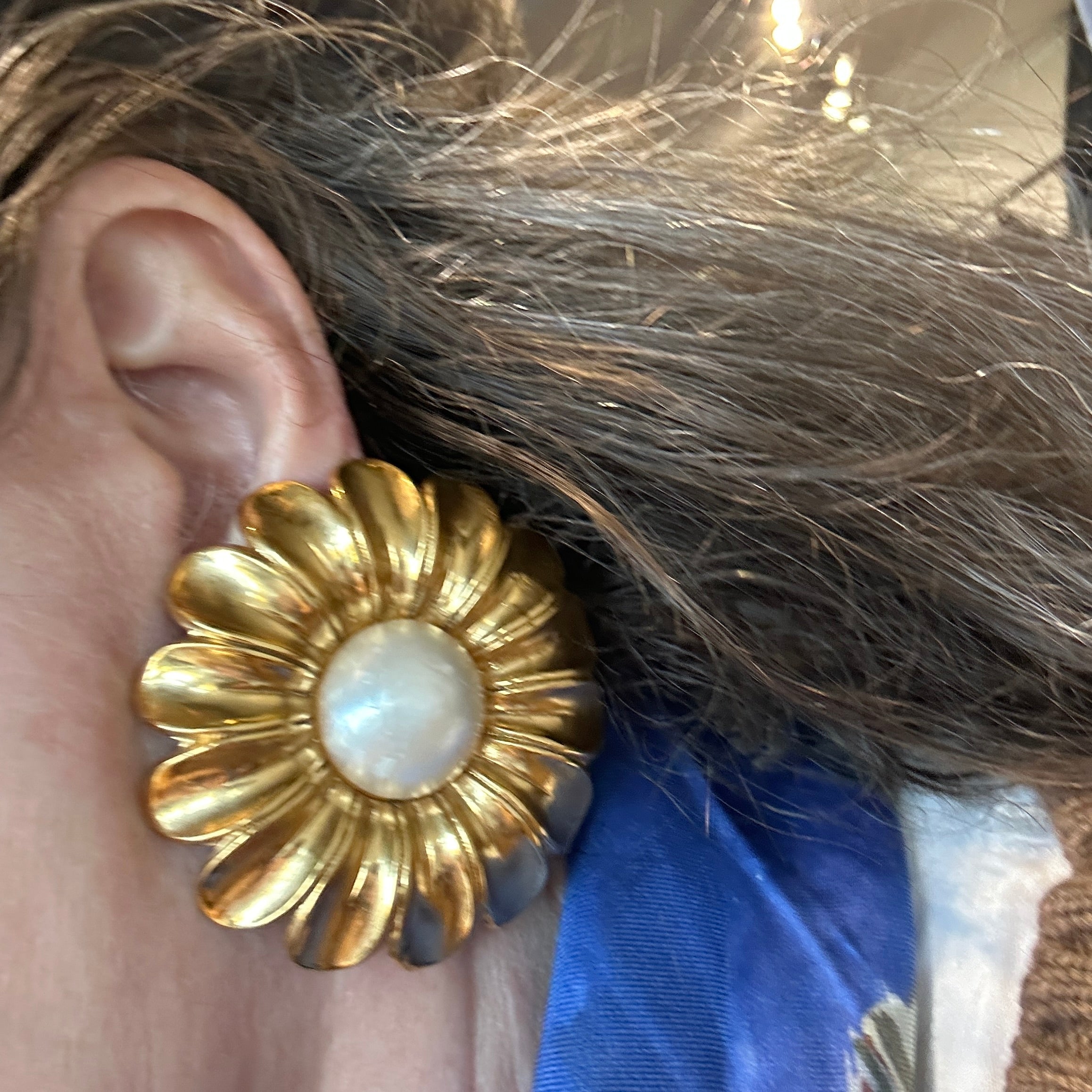 Chanel Vintage 80s (Series 23) Large Daisy Clip Earrings