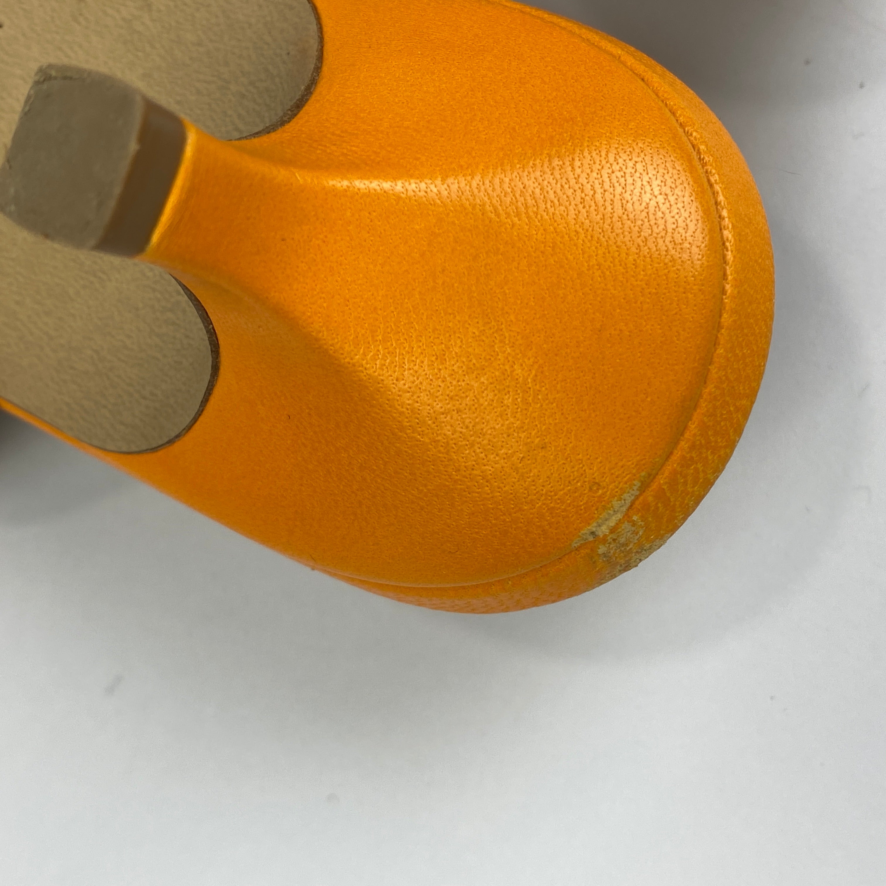 Bottega Veneta £870 Tangerine Kitten Heel Stretch Mules 39