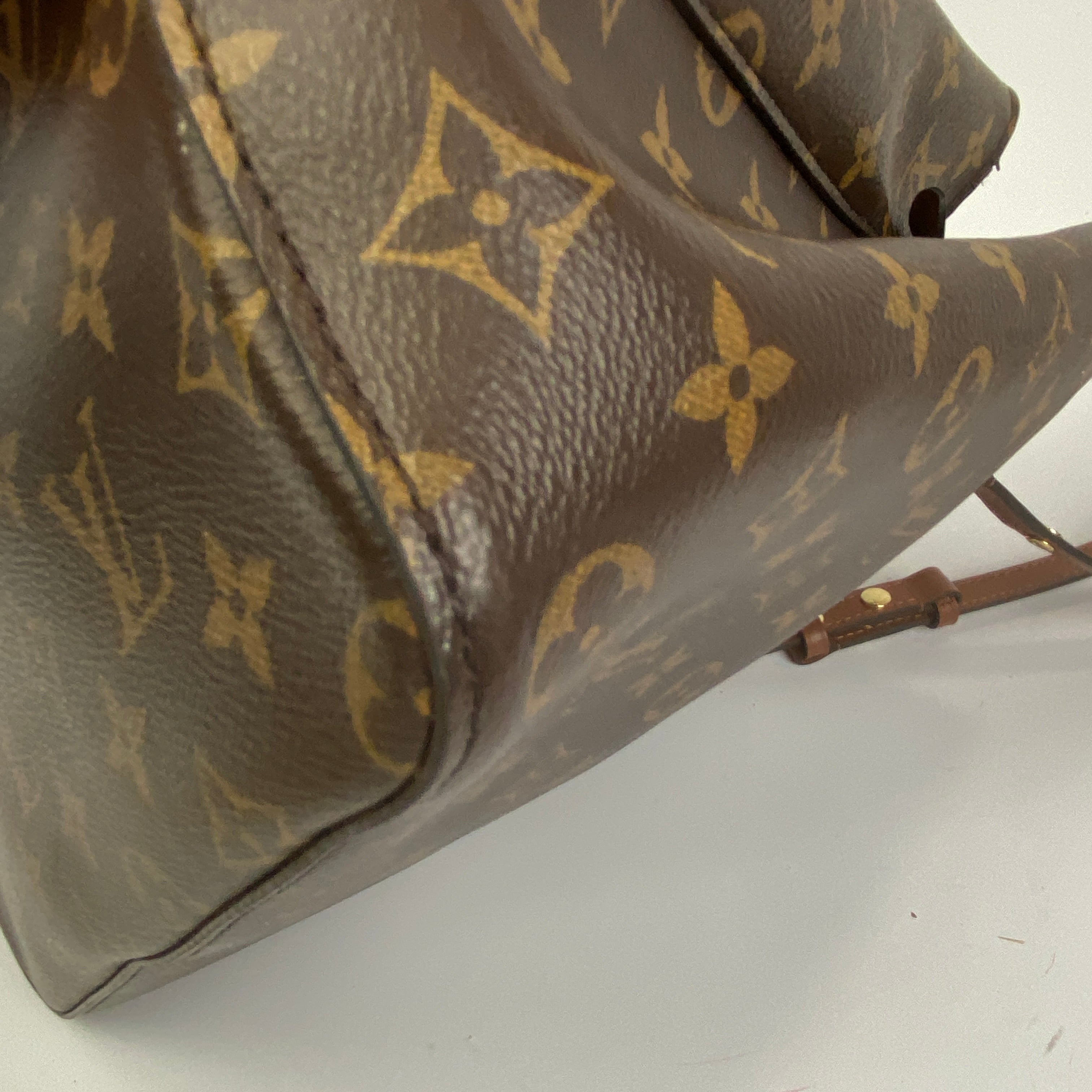 Louis Vuitton £1790 NeoNoe MM Monogram Canvas Bucket Bag