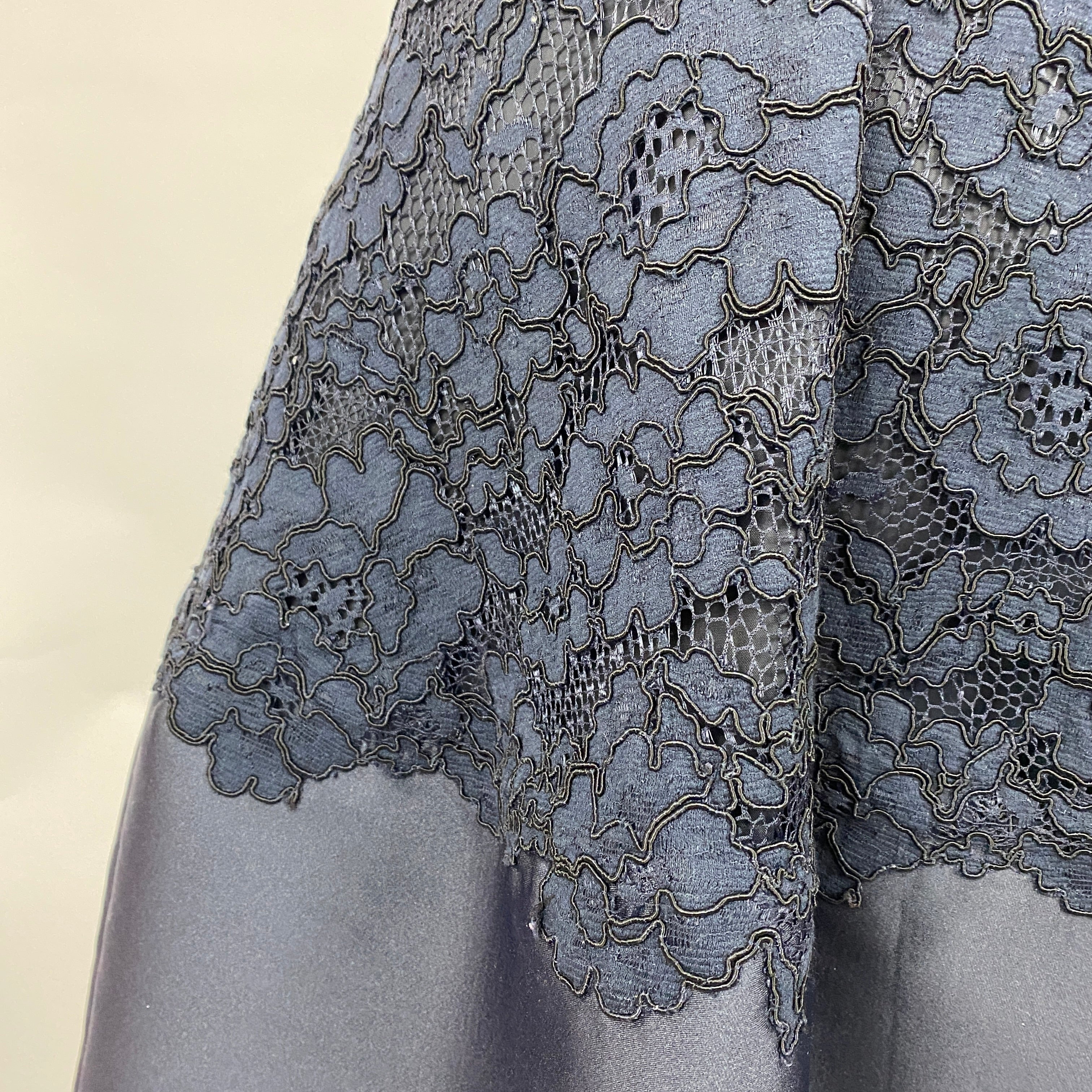 Carolina Herrera Navy Silk Faille & Lace Midi Dress S/M