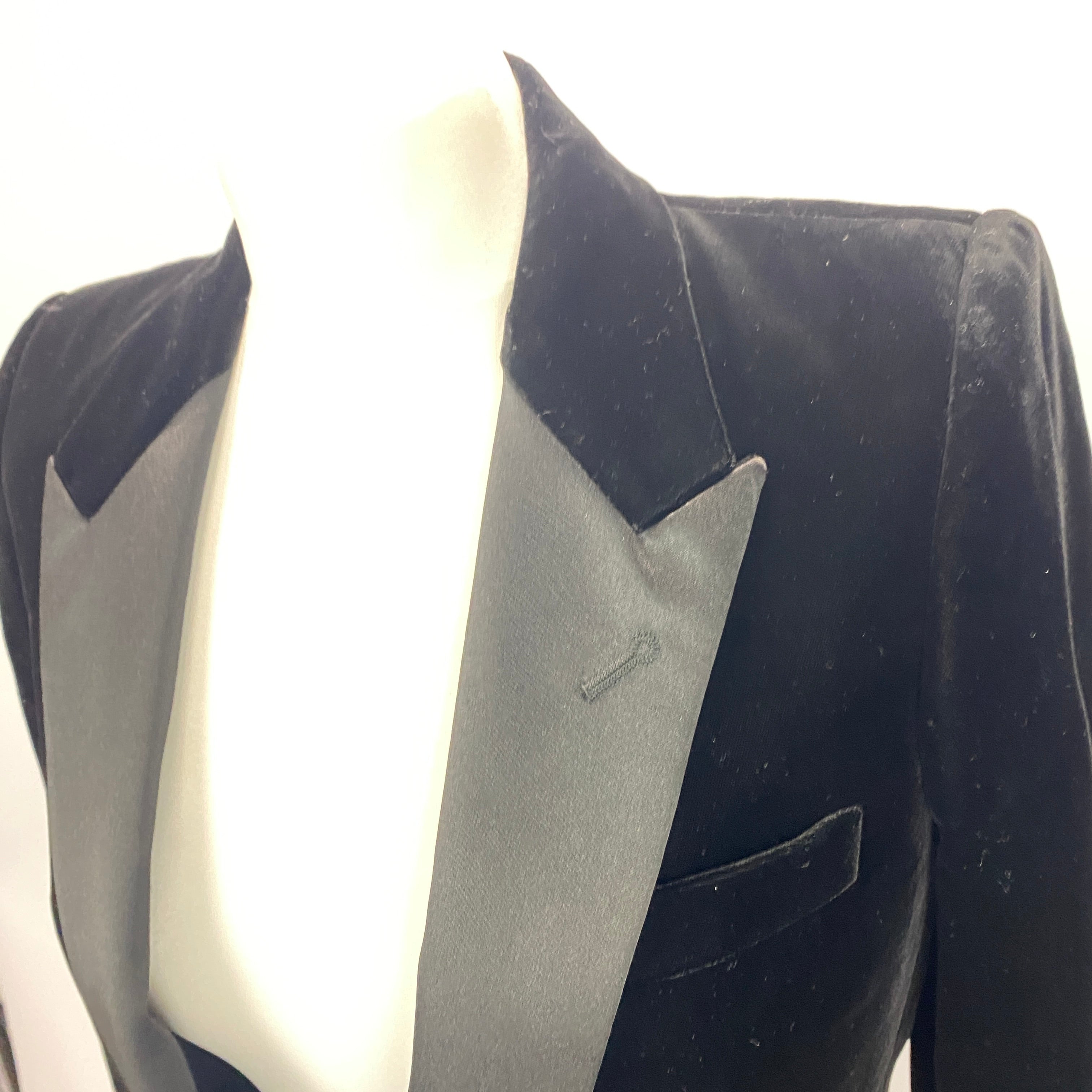 Saint Laurent New £2280 Black Velvet Tuxedo Jacket XS