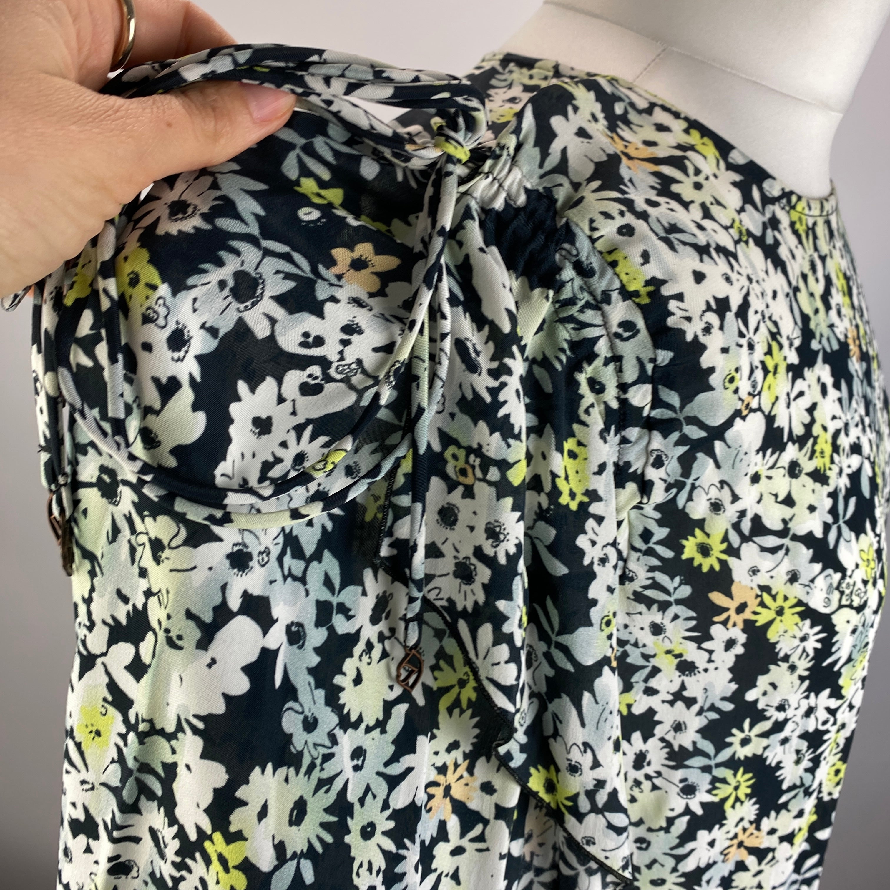 See By Chloe Black & Mint Floral Silk Print Ruffle Top XL