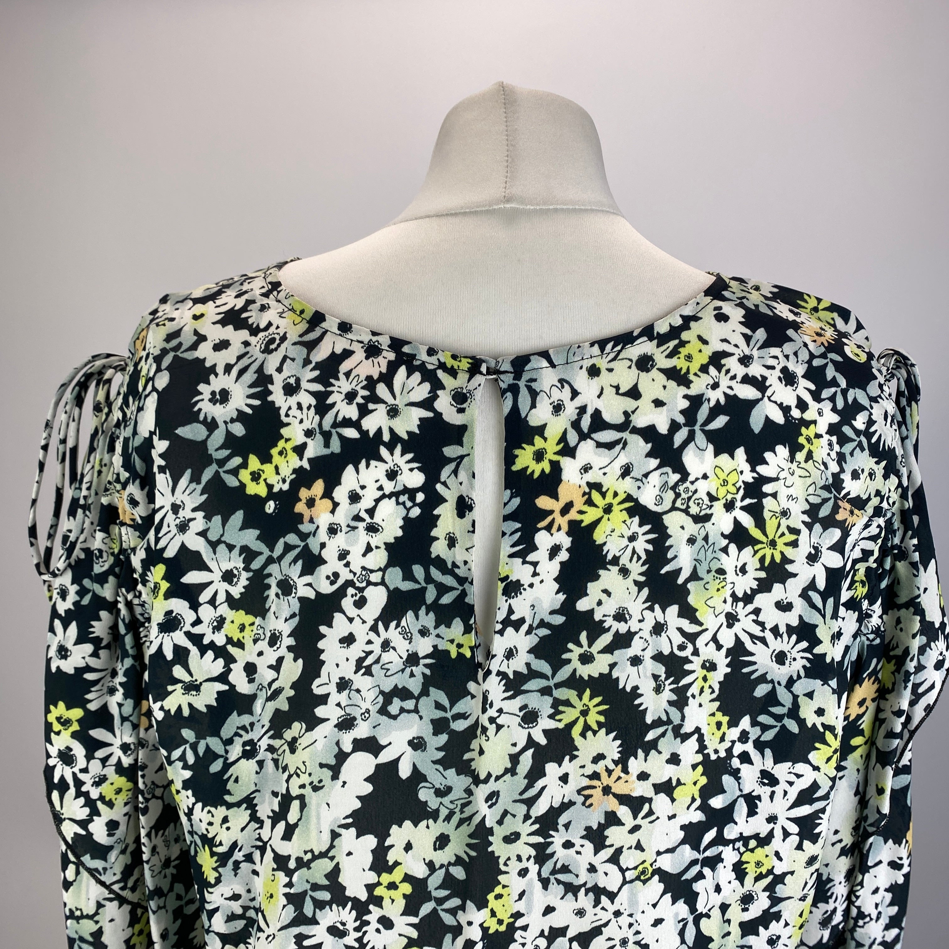 See By Chloe Black & Mint Floral Silk Print Ruffle Top XL