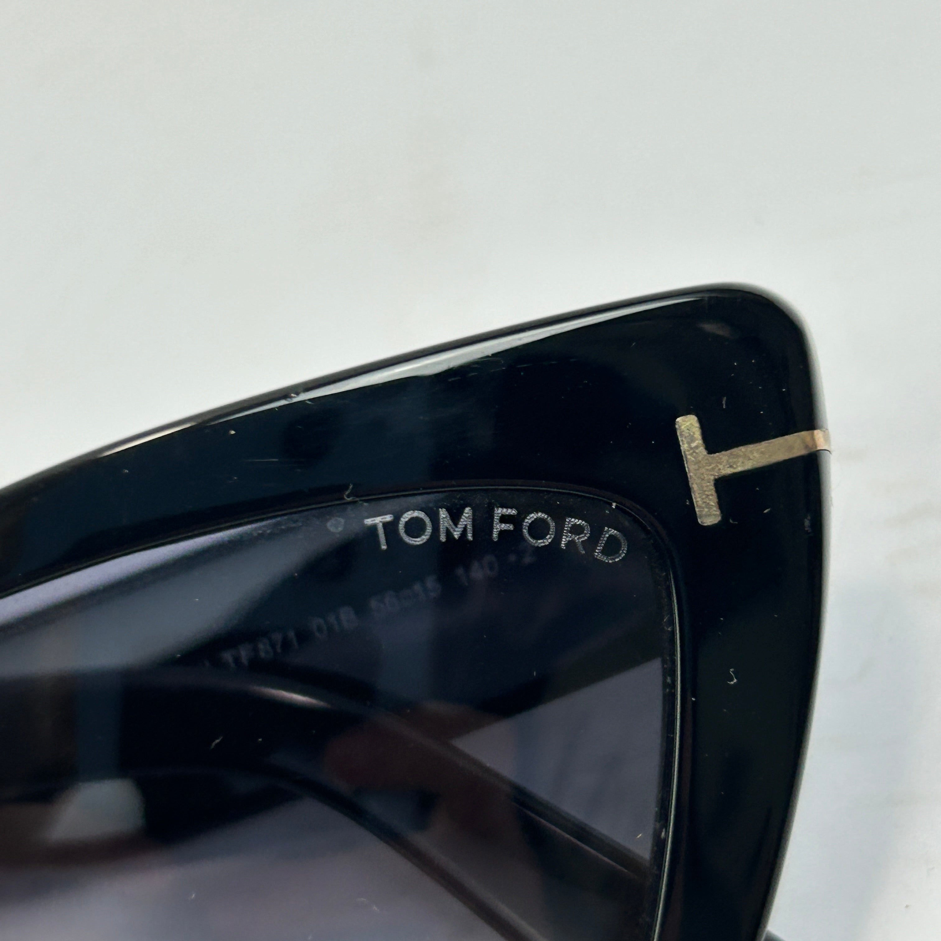 Tom Ford £320 Black Wyatt Cats Eye Sunglasses