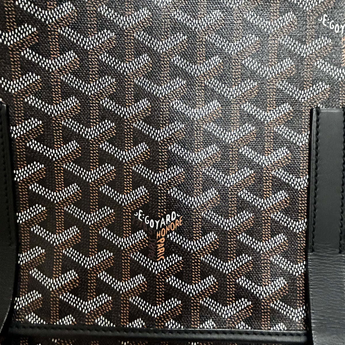 Goyard Black Belvedere MM Messenger Bag