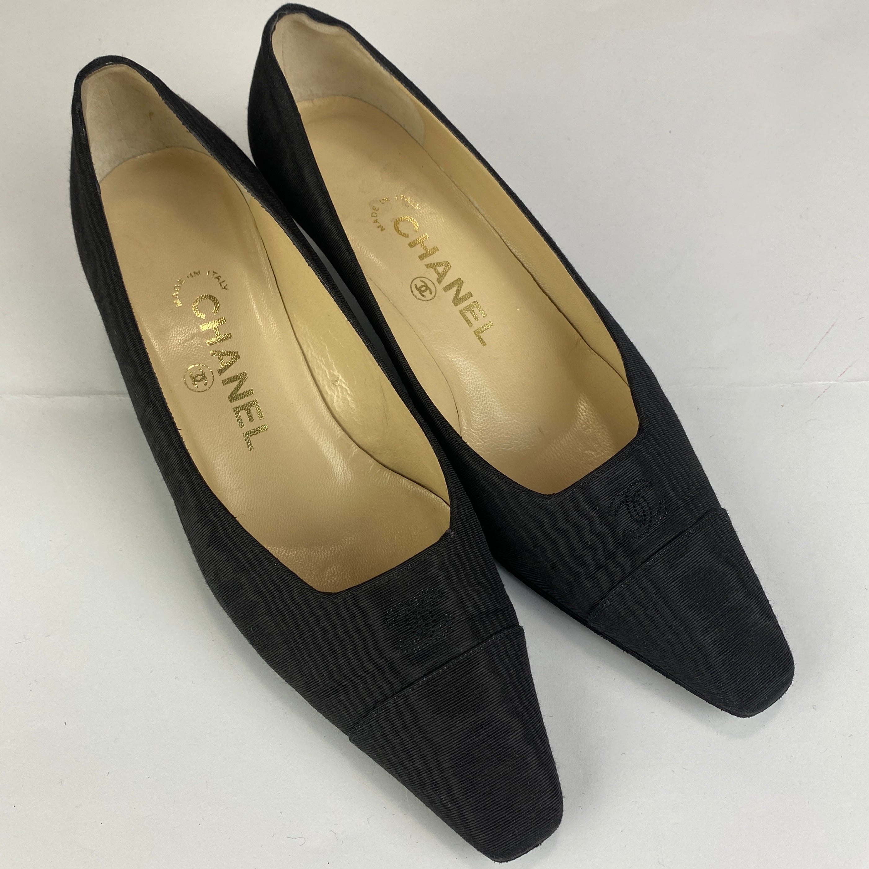 Chanel Black Satin Kitten Heel Court Shoes 37