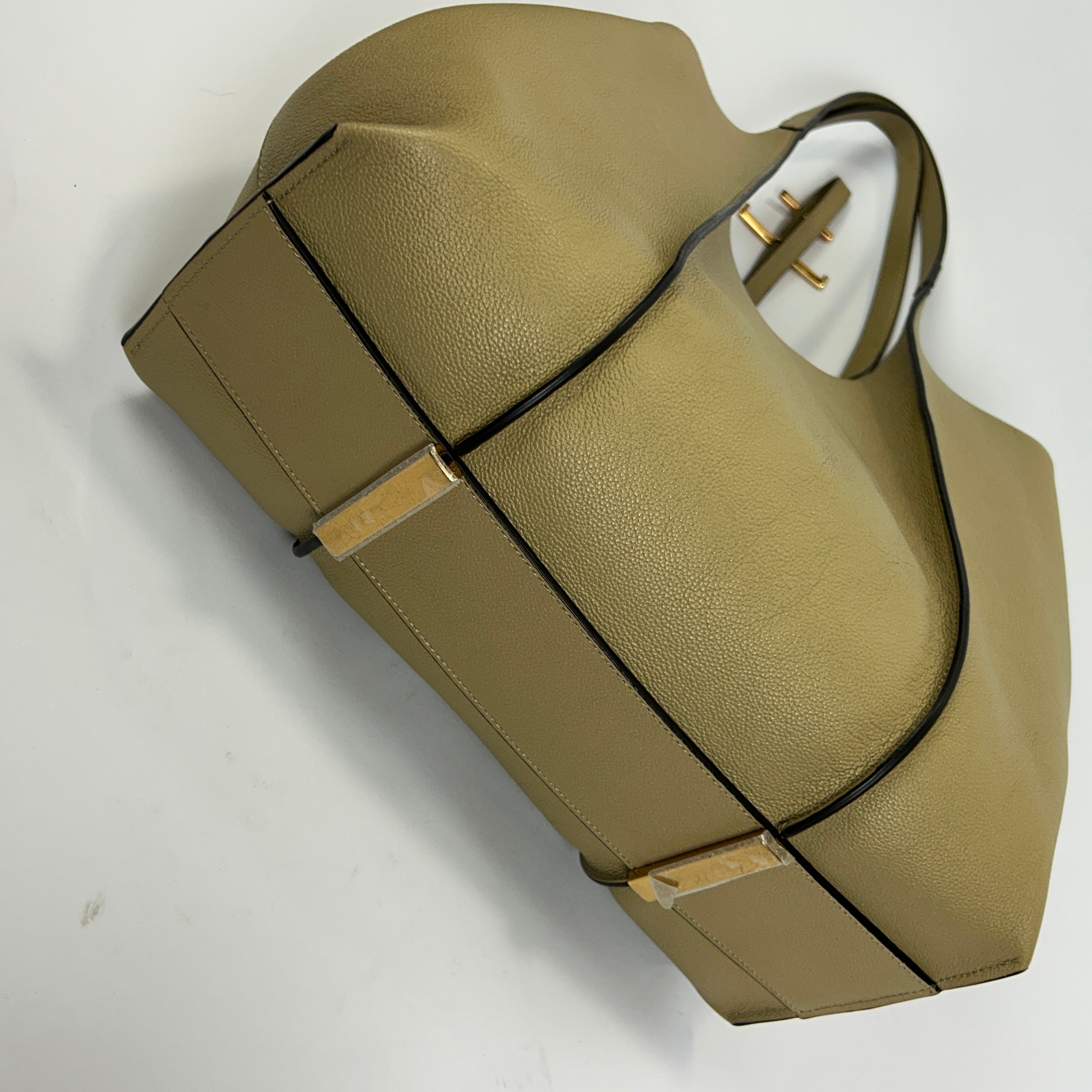 Tods New £1870 Deep Vanilla T Timeless Tote Bag