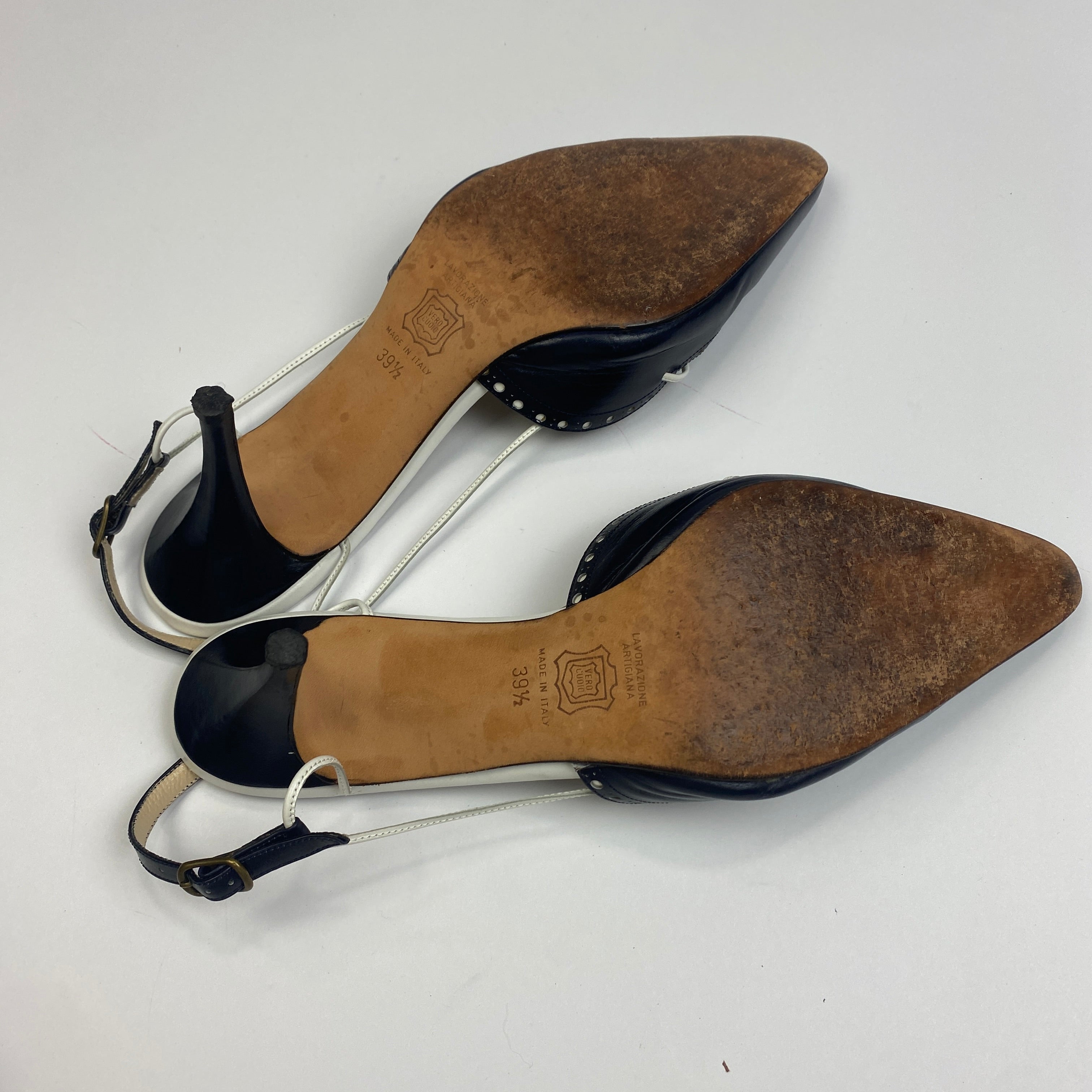 Manolo Blahnik Navy Bow Sling Backs 39.5