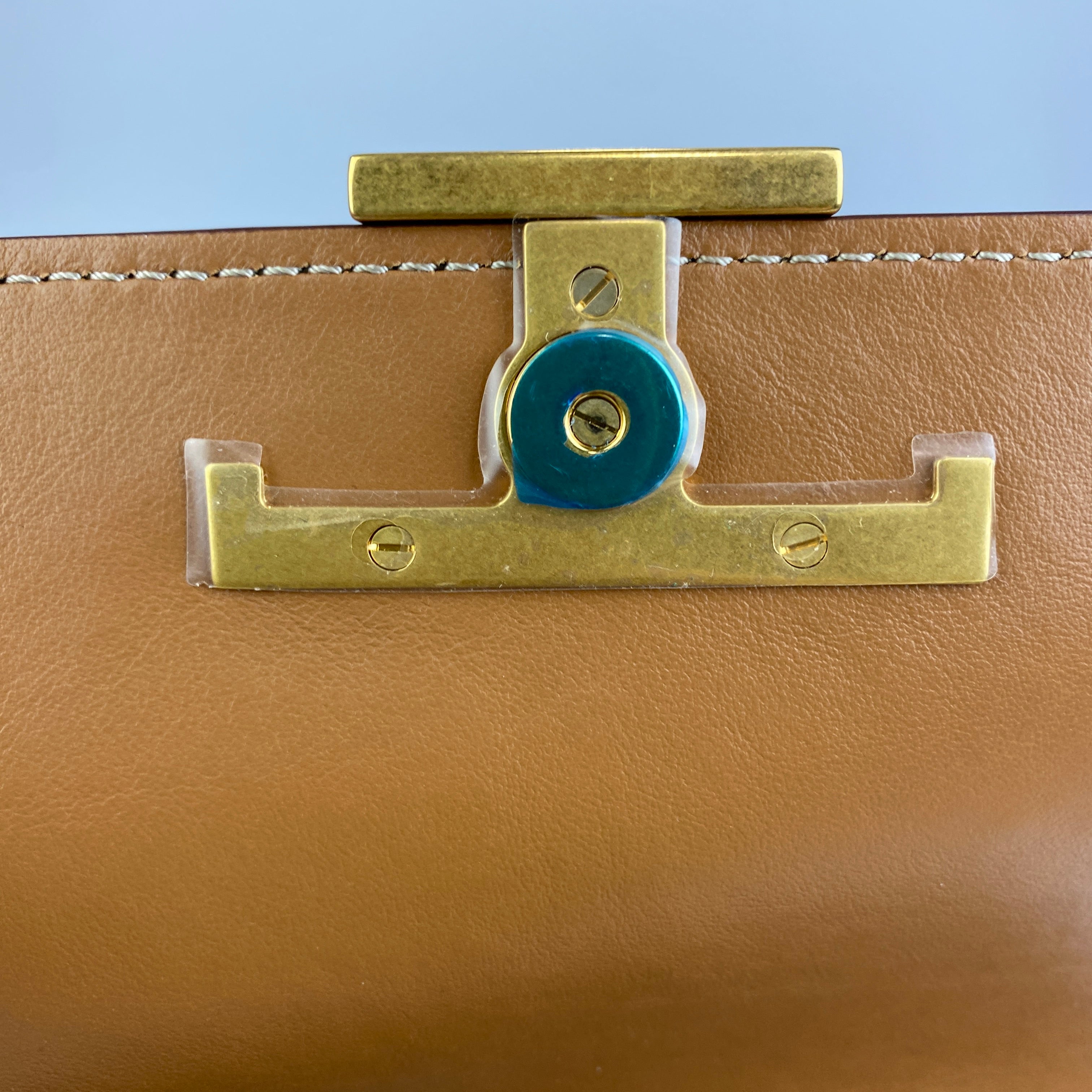 Tods New £1600 Camel Mini T Shoulderbag
