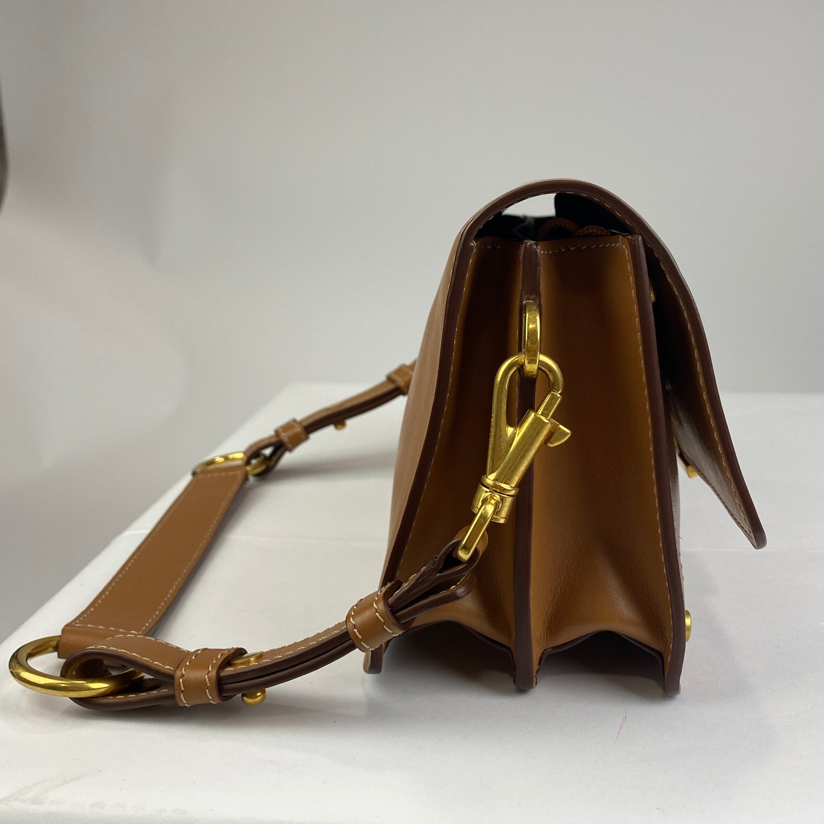 Tods New £1600 Camel Mini T Shoulderbag