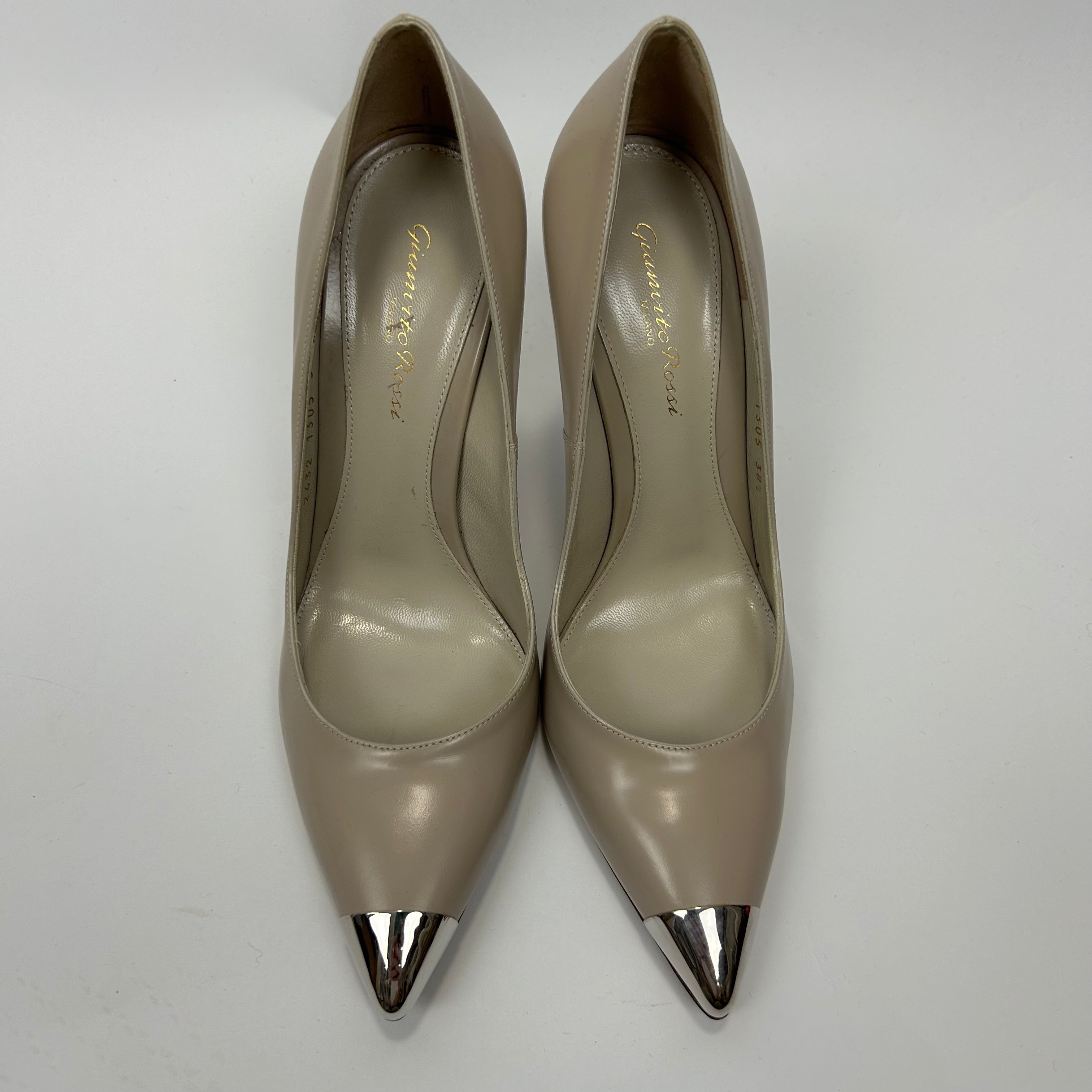 Gianvito Rossi New £730 Greige Leather Silver Toecap Heels 38.5