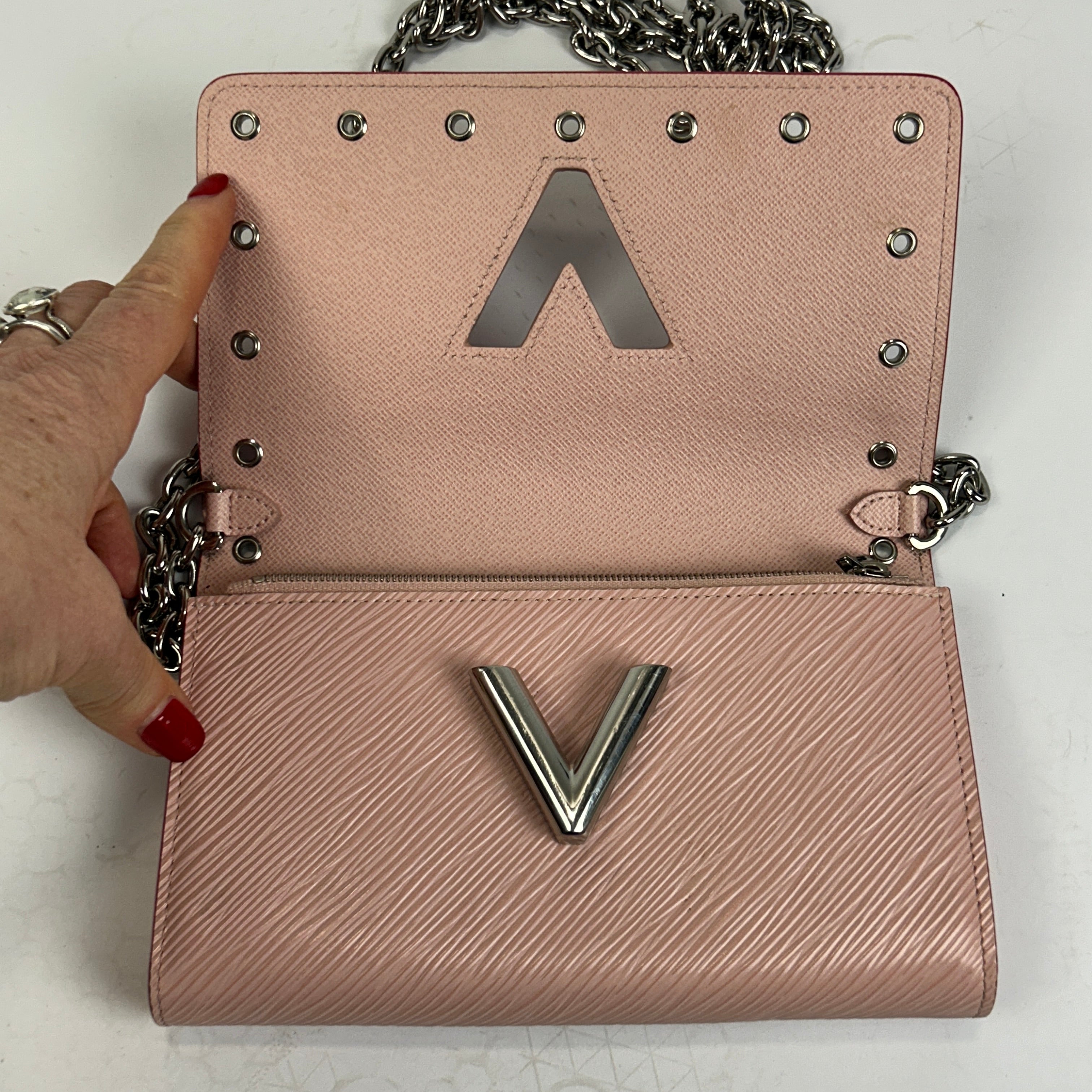 Louis Vuitton Pink Epi Leather Twist Chain Wallet