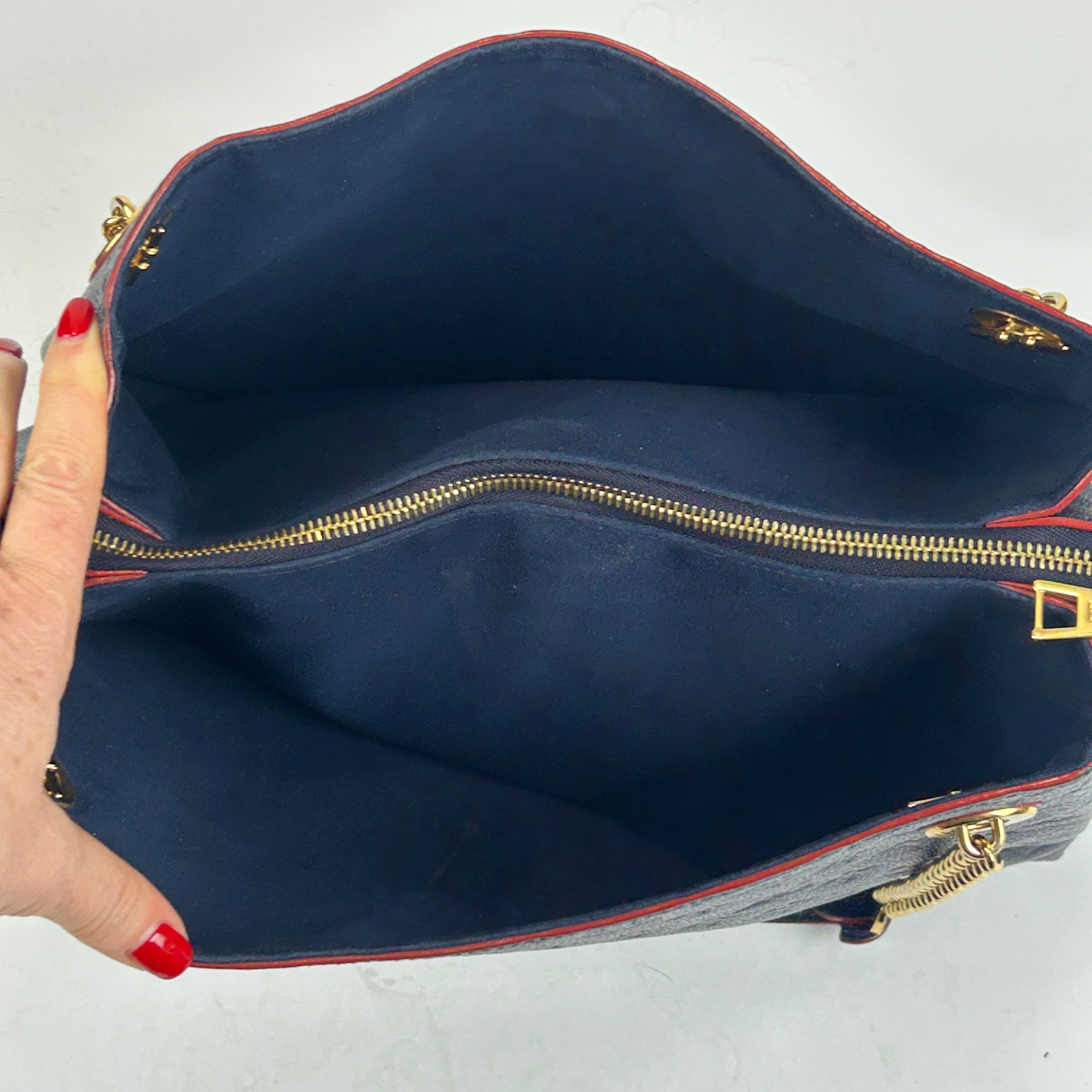 Louis Vuitton £2070 Marine Embossed Leather MM Surene Tote Bag