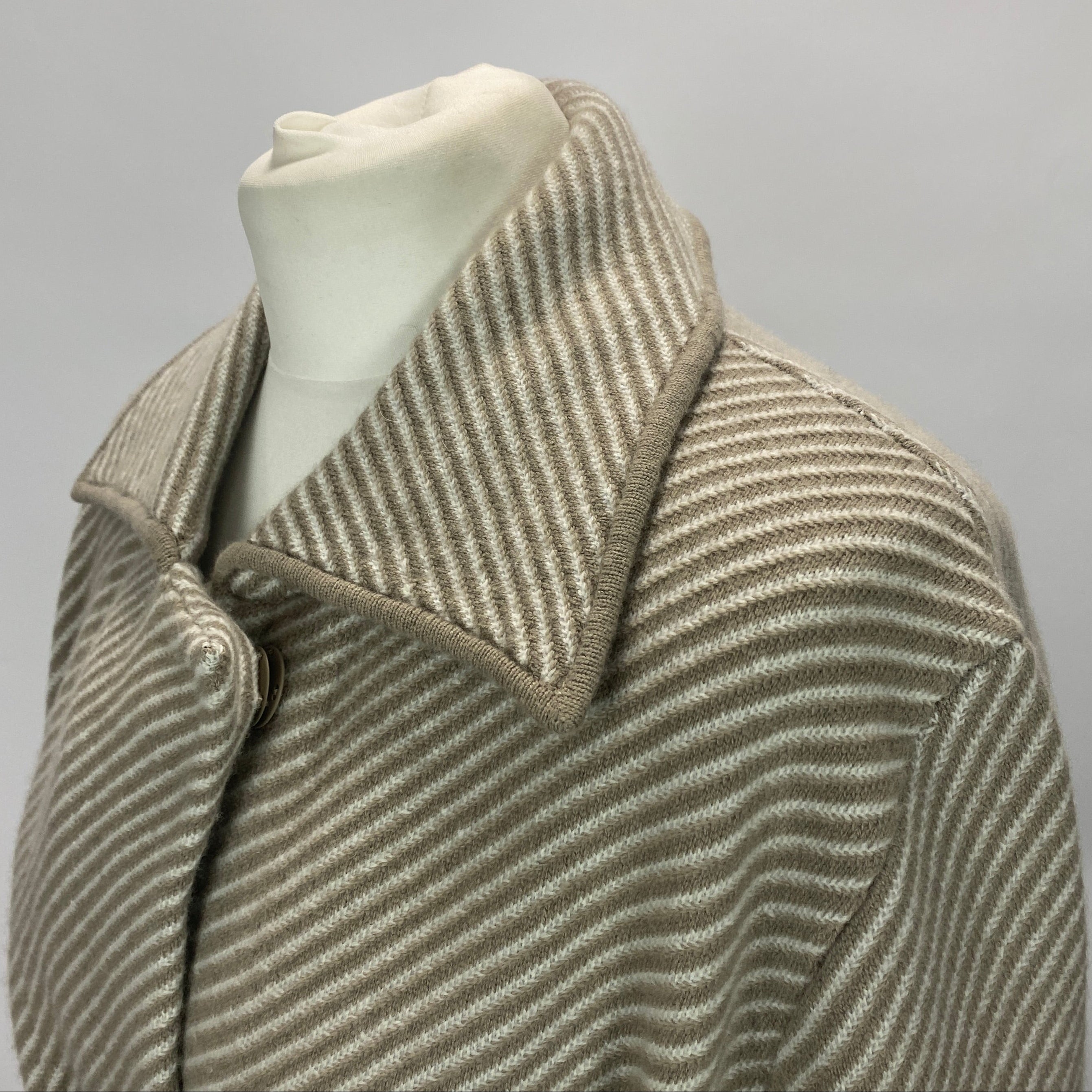 Joseph New £845 Putty & Cream Belted Merino Wool Jacket S