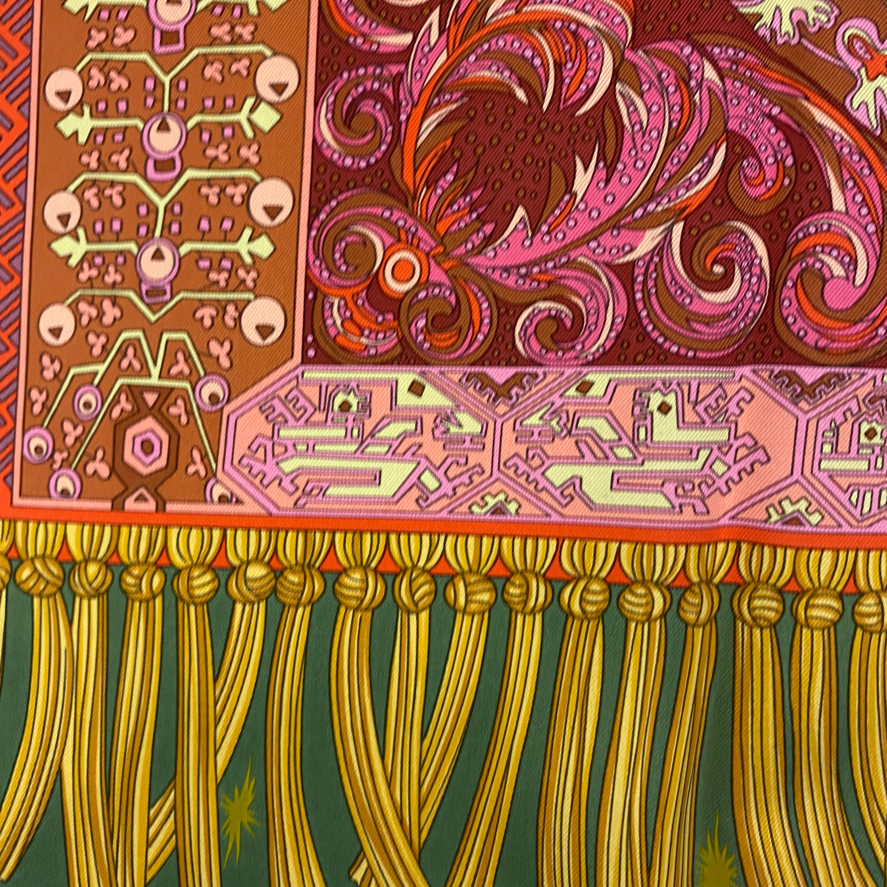 Hermes New Orange Sur Un Tapis Volant Silk Twill 90 Scarf