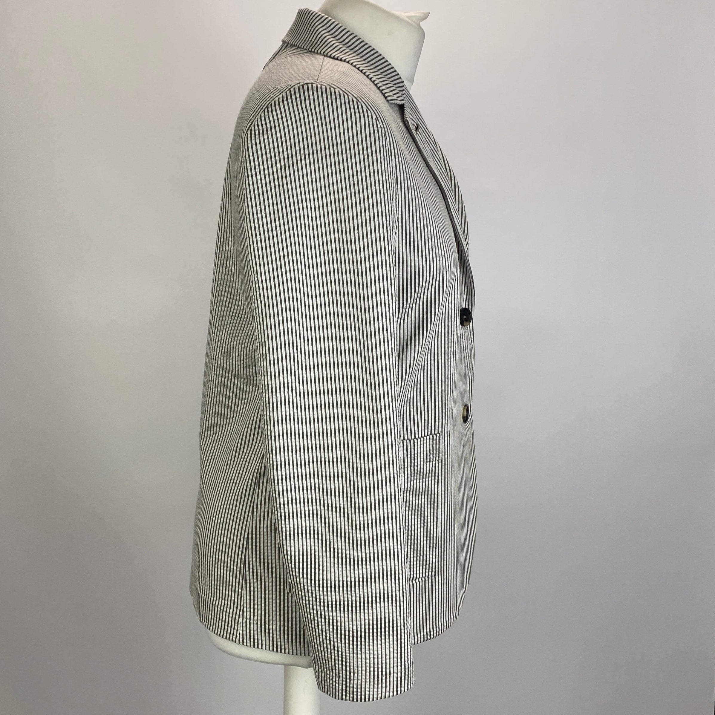 Harris Wharf £300 Olive & Pearl Stripe Seersucker Blazer S