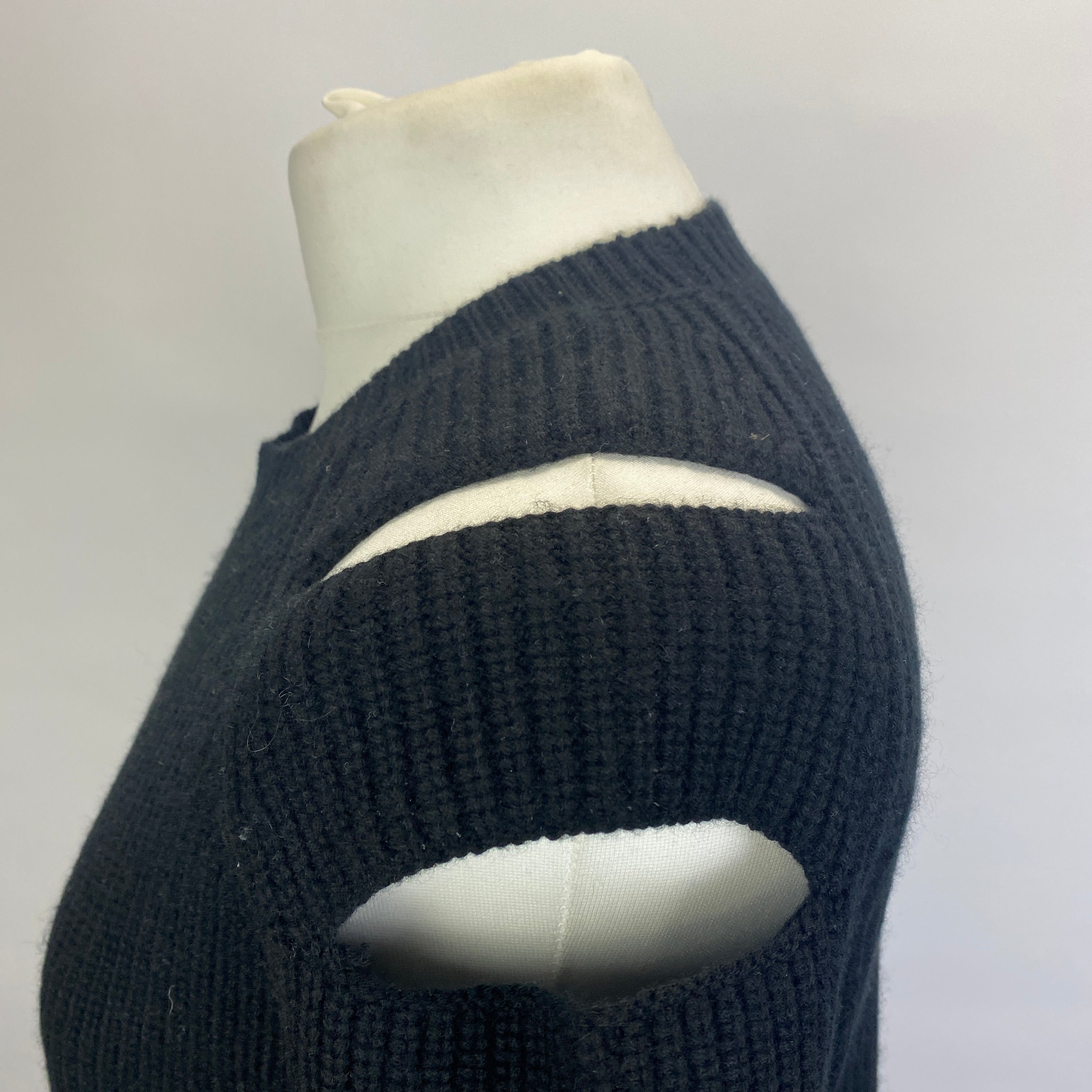 Zoe Jordan £345 Black Cashmere Mix Cutaway Sleeve Sweater S/M